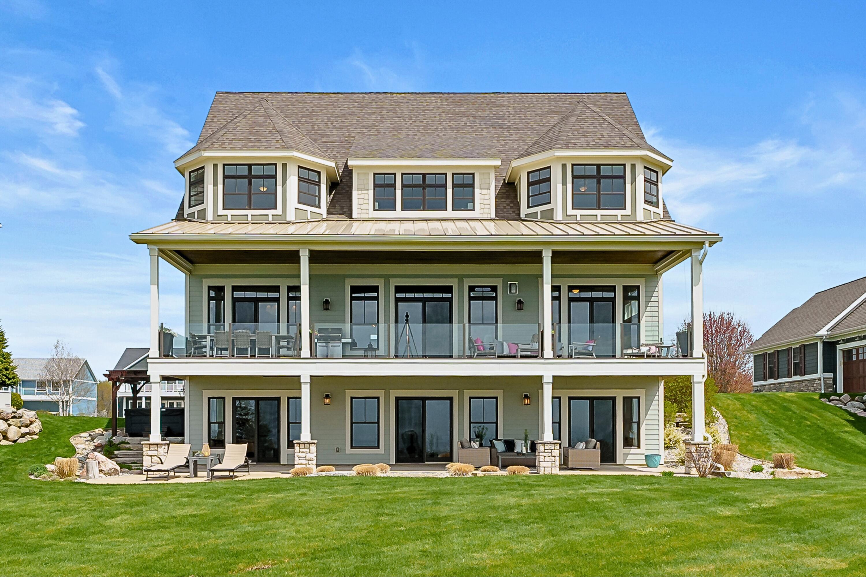 7370 Highfield Beach Drive South Haven MI 49090