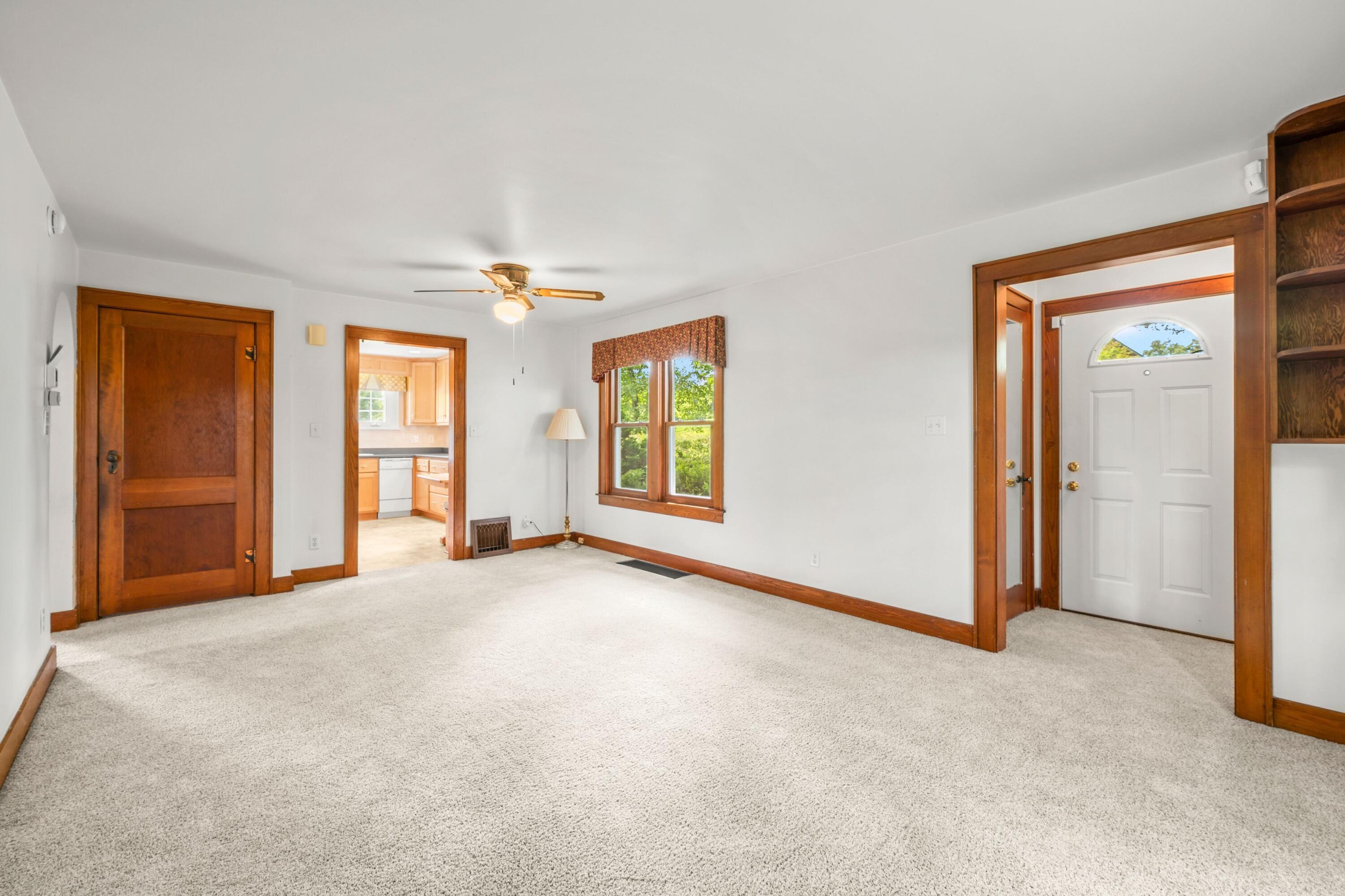 1815 E Glendora Road Buchanan MI 49107