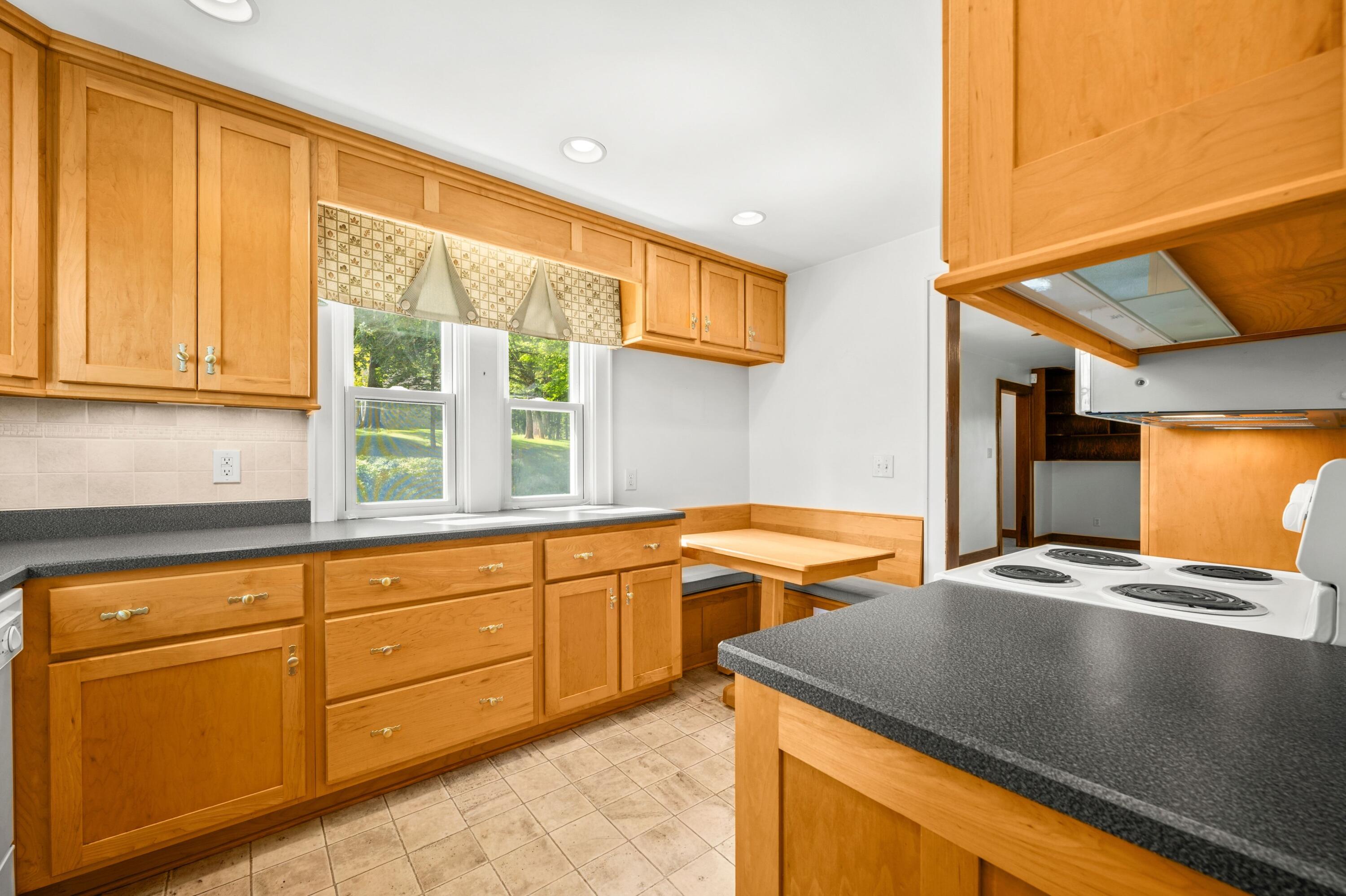 1815 E Glendora Road Buchanan MI 49107
