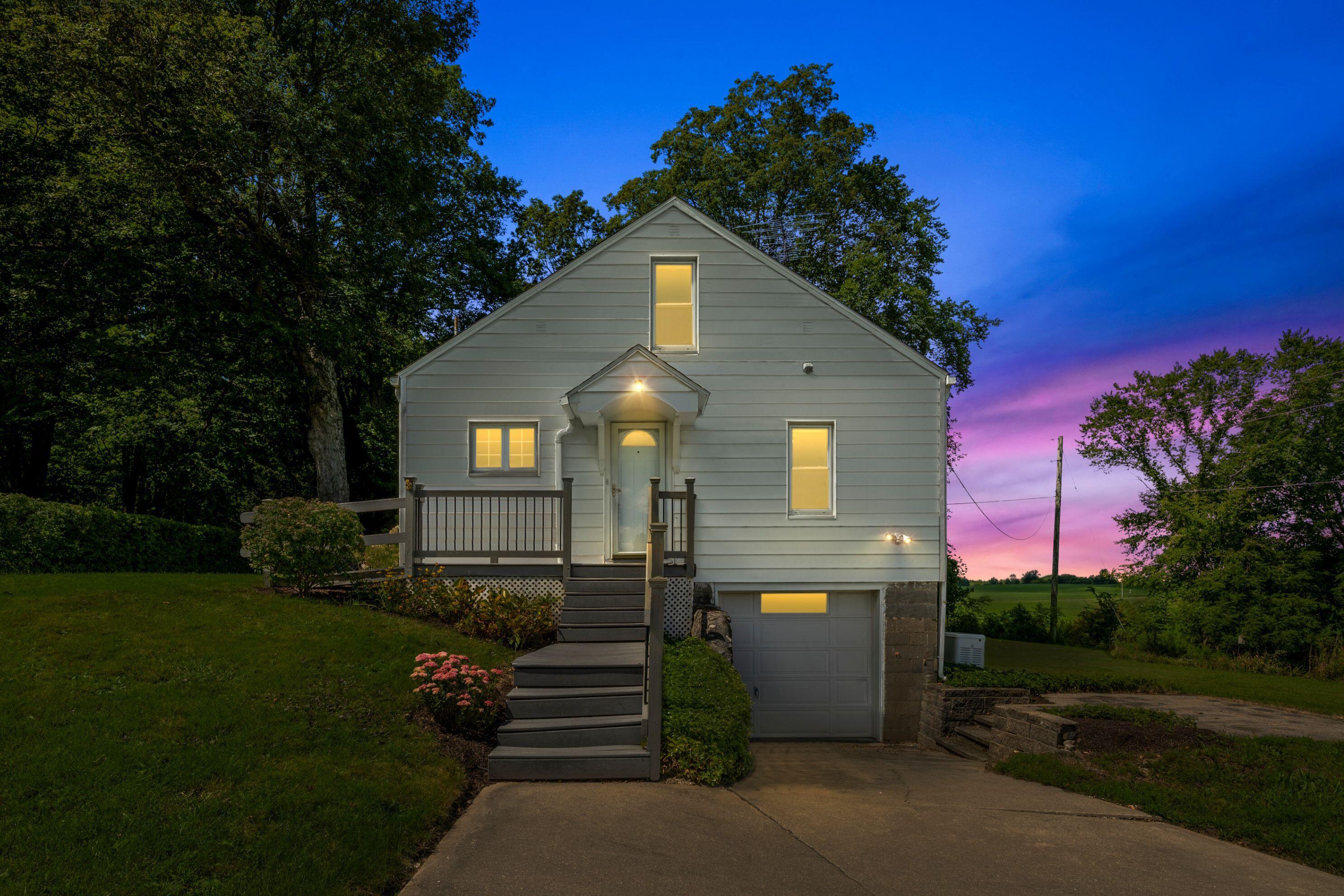 1815 E Glendora Road Buchanan MI 49107