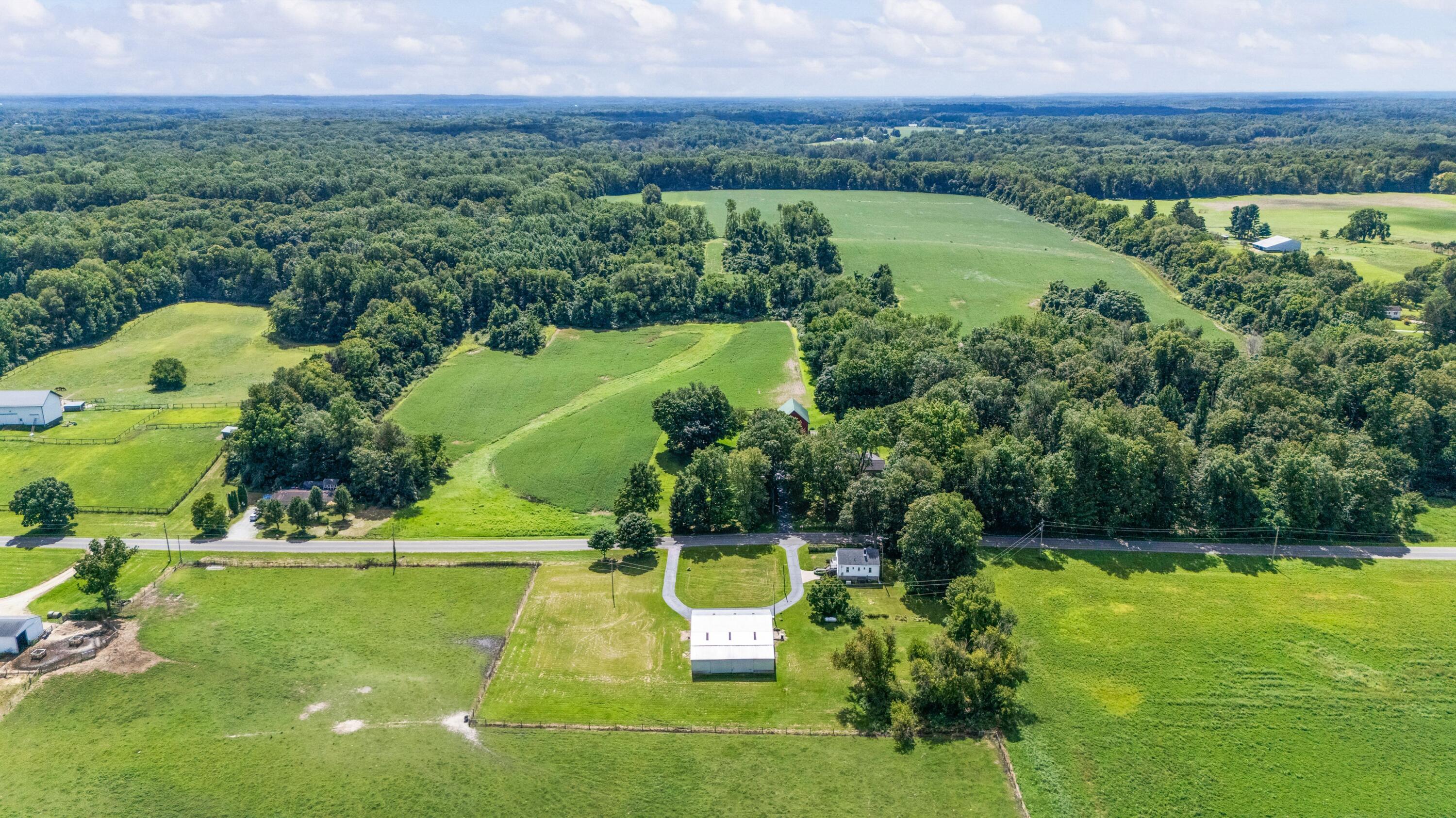 1815 E Glendora Road Buchanan MI 49107