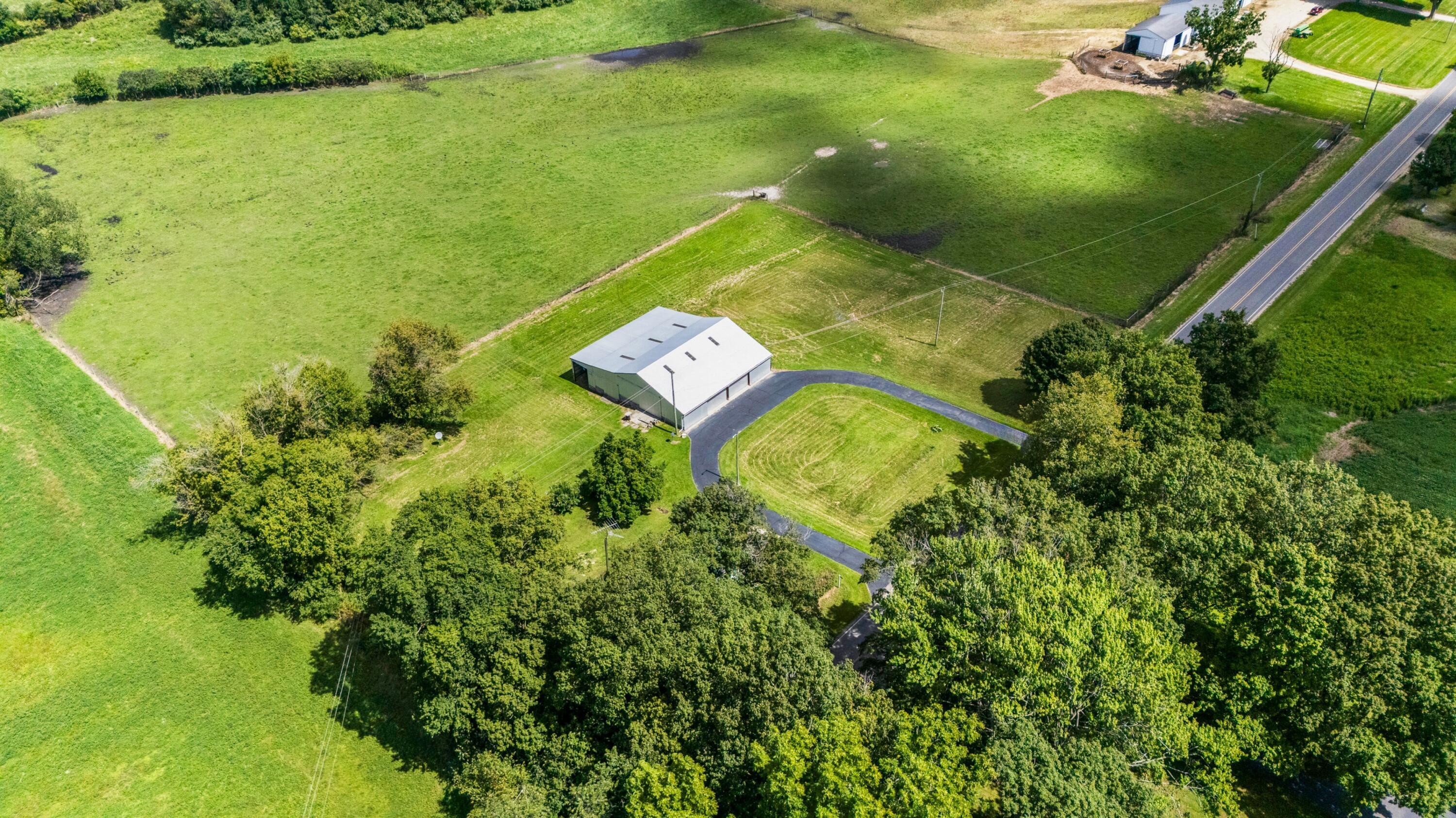 1815 E Glendora Road Buchanan MI 49107