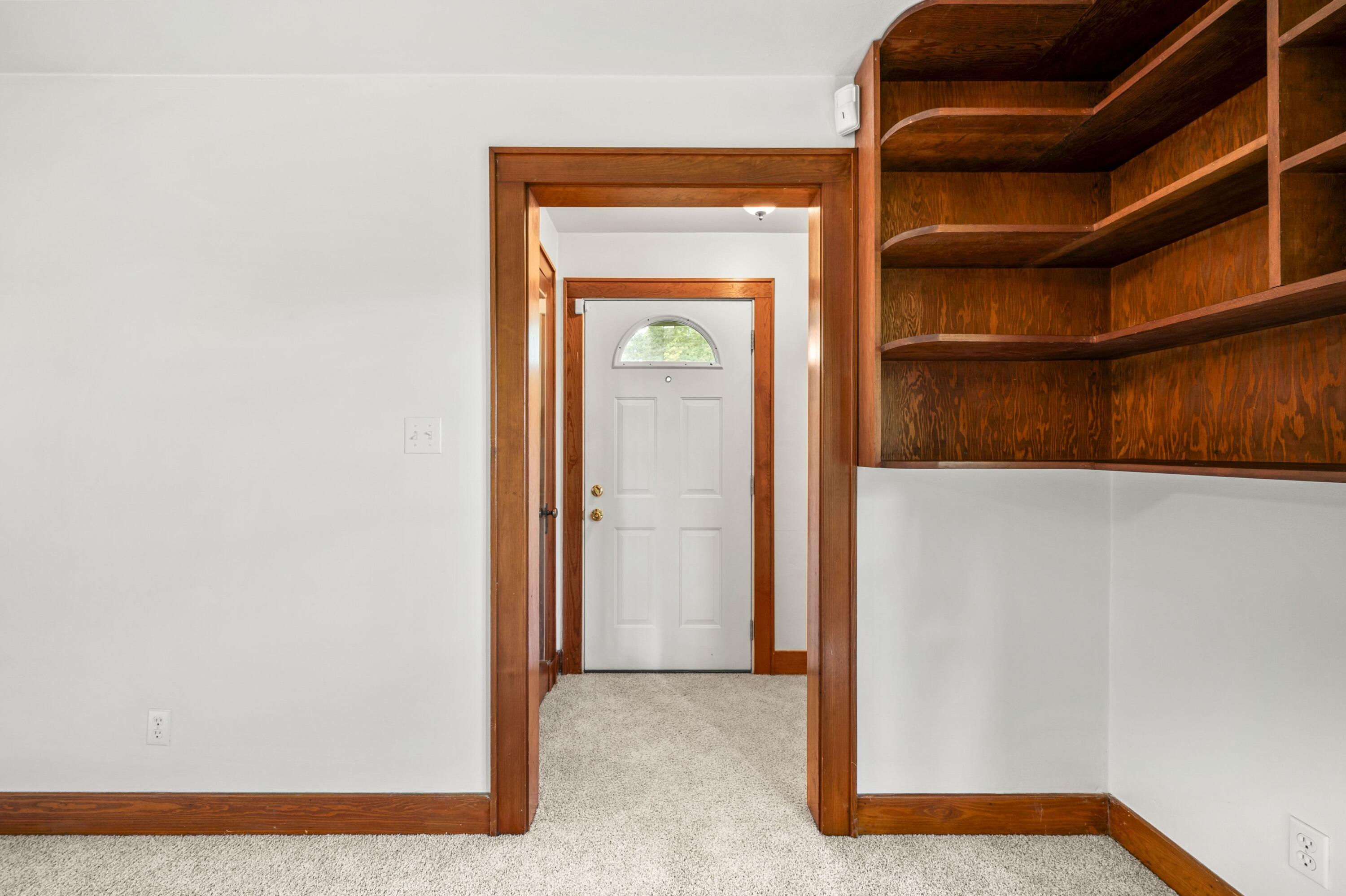 1815 E Glendora Road Buchanan MI 49107
