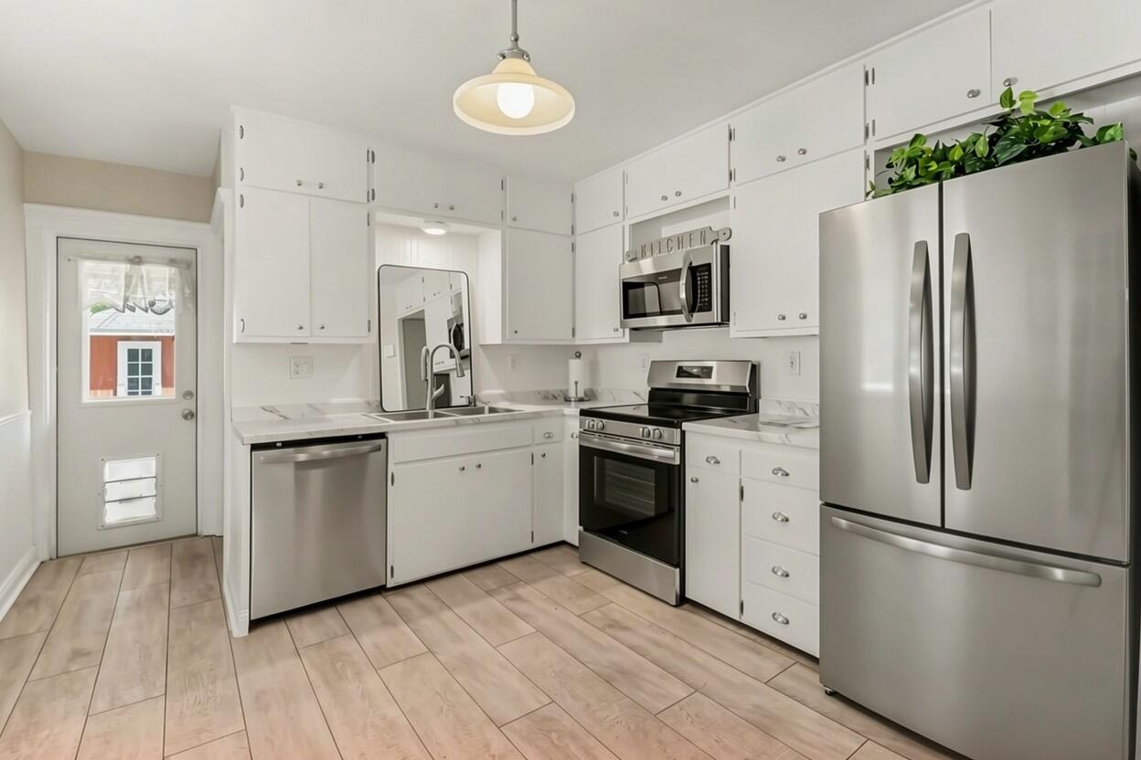 206 N Gaylord Avenue Ludington MI 49431