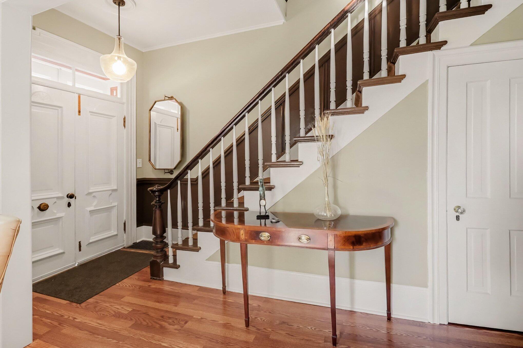 206 N Gaylord Avenue Ludington MI 49431