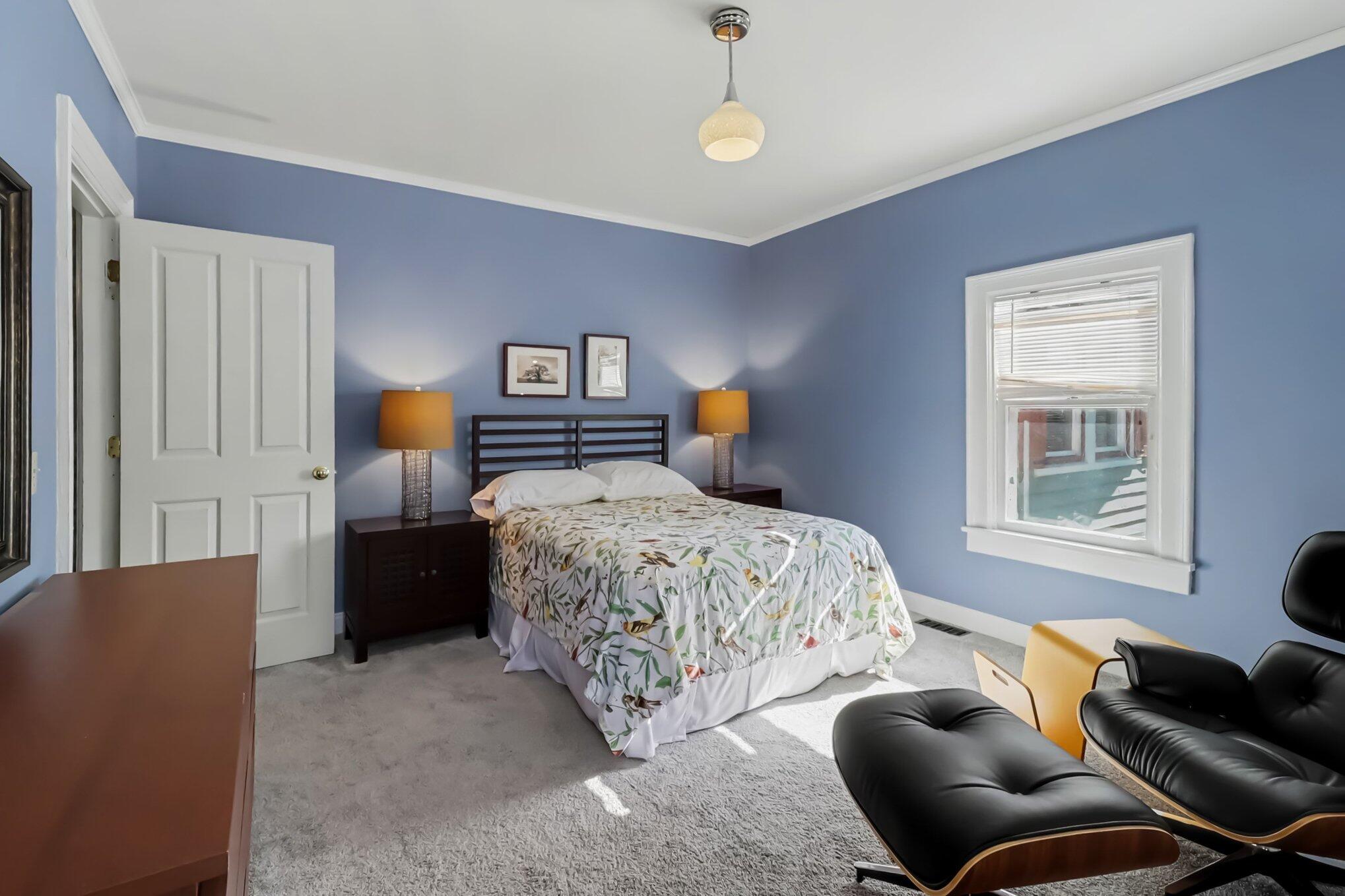 206 N Gaylord Avenue Ludington MI 49431