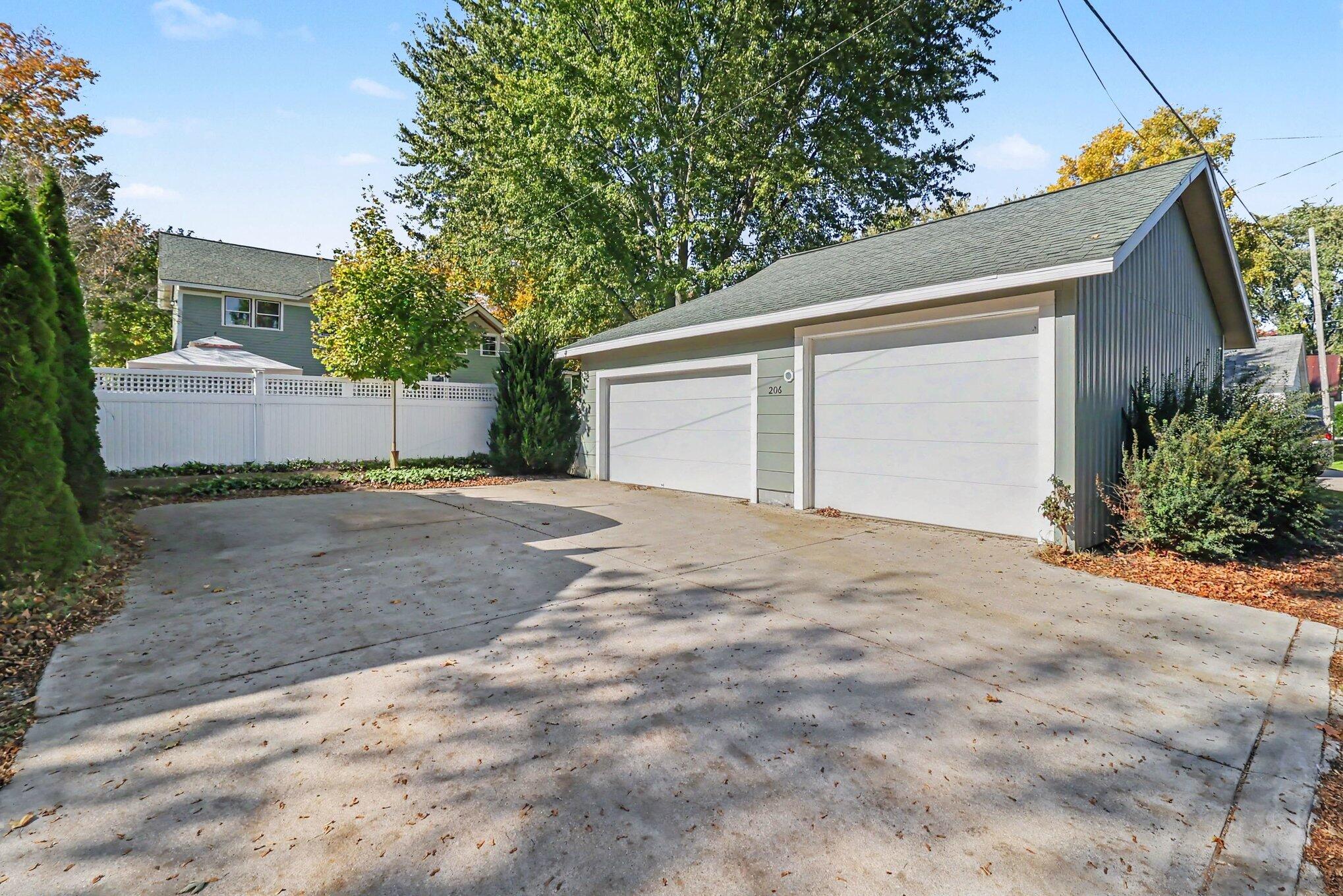 206 N Gaylord Avenue Ludington MI 49431