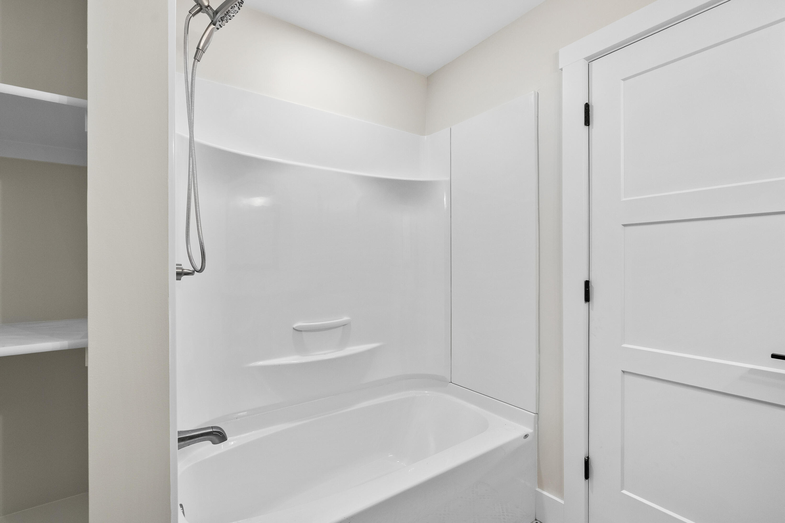 5217 Green Pine Lane Kalamazoo MI 49009