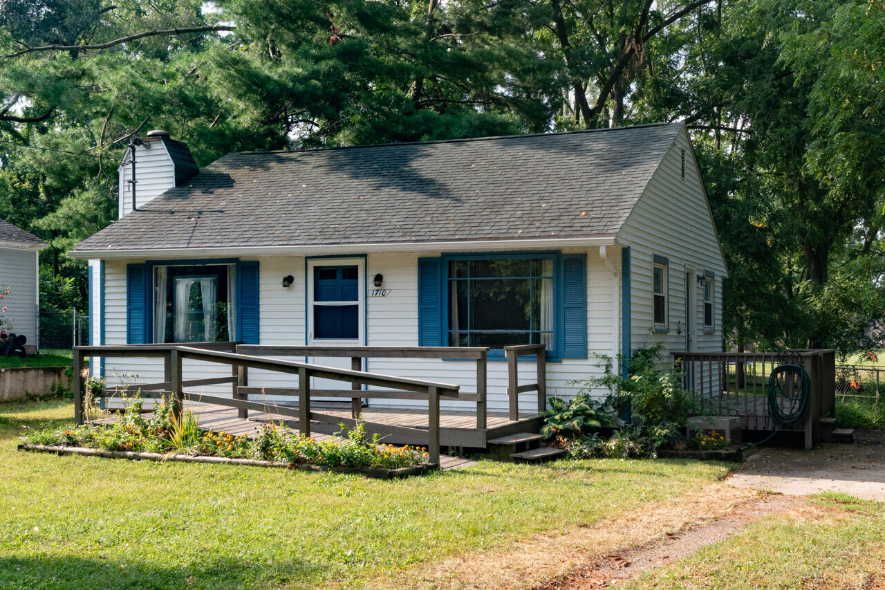 1710 Ramona Avenue Portage MI 49002