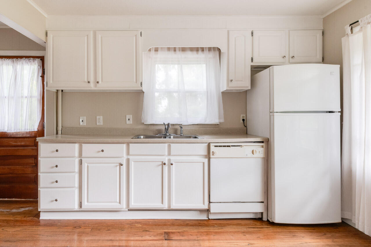 1710 Ramona Avenue Portage MI 49002