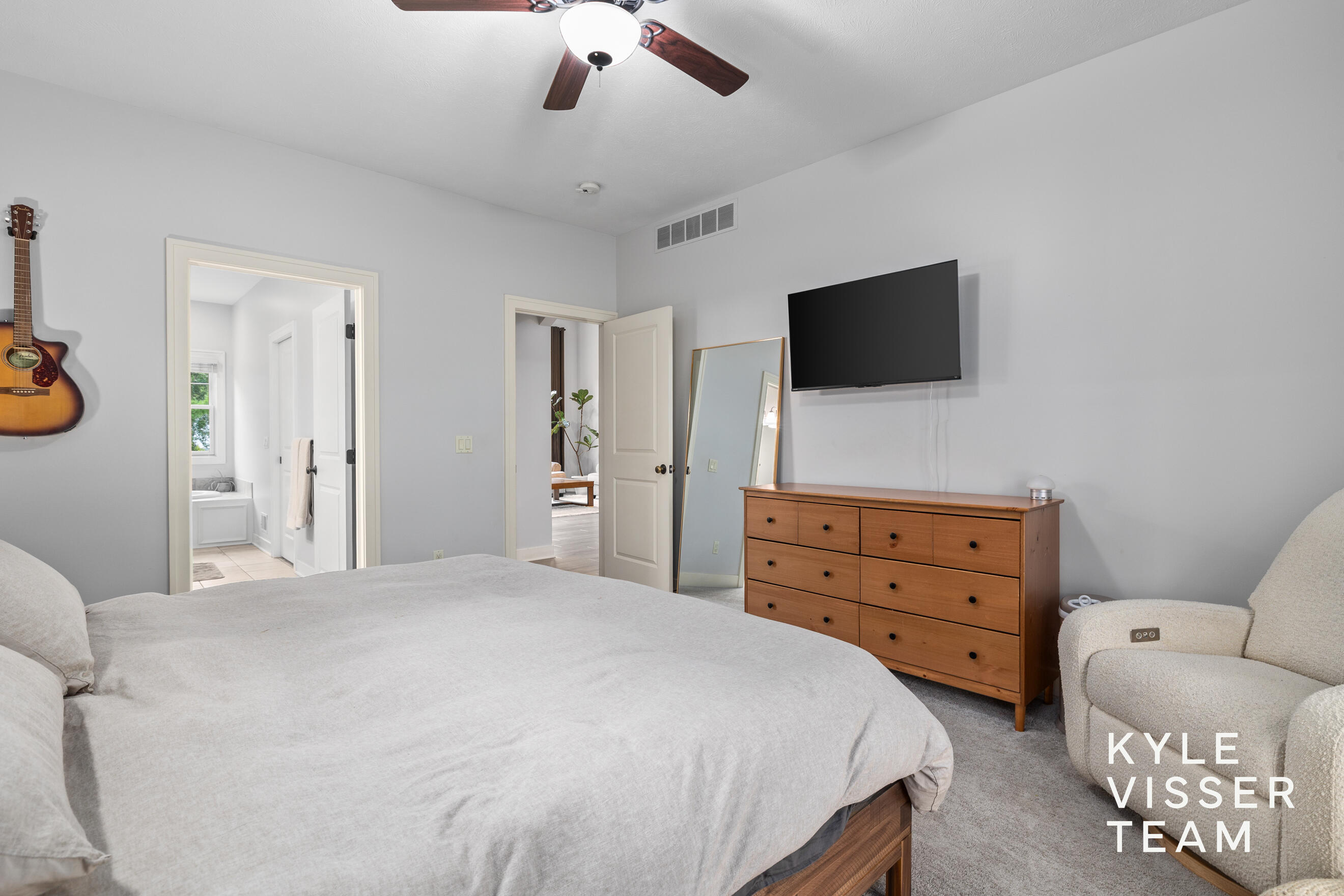 1622 Amberley Court SE East Grand Rapids MI 49506