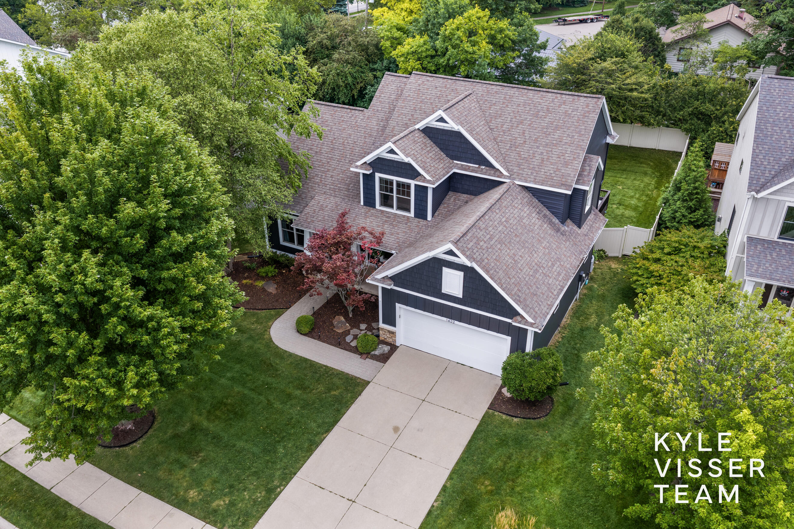 1622 Amberley Court SE East Grand Rapids MI 49506