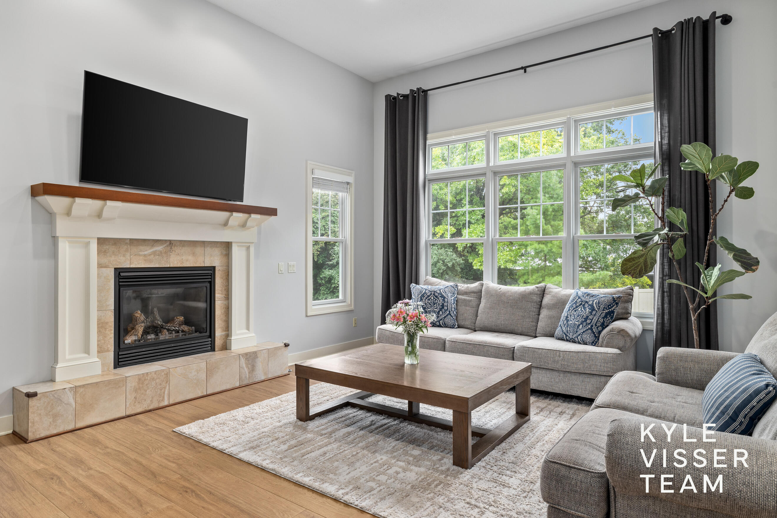 1622 Amberley Court SE East Grand Rapids MI 49506