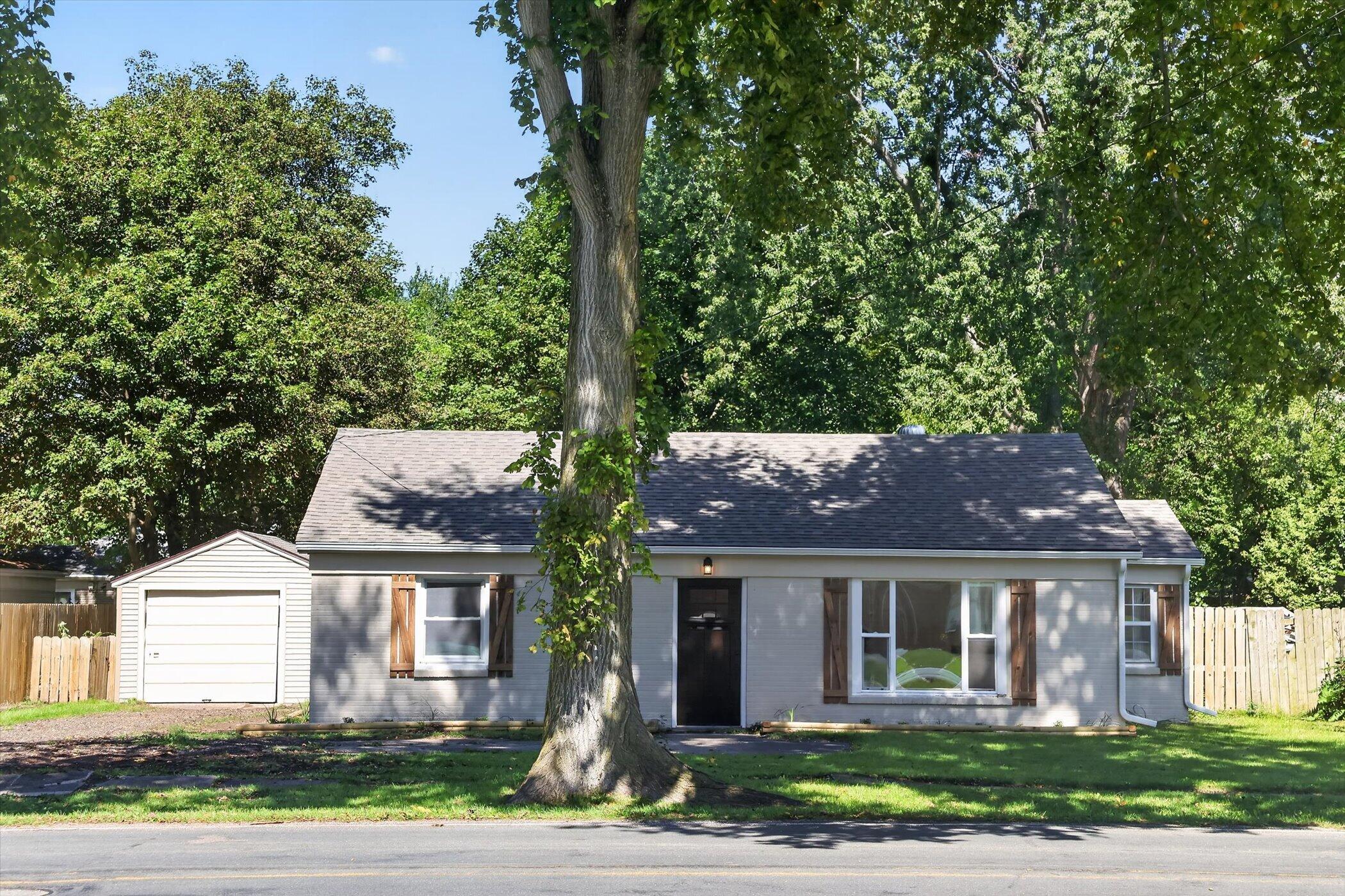 5073 E H Avenue Kalamazoo MI 49048