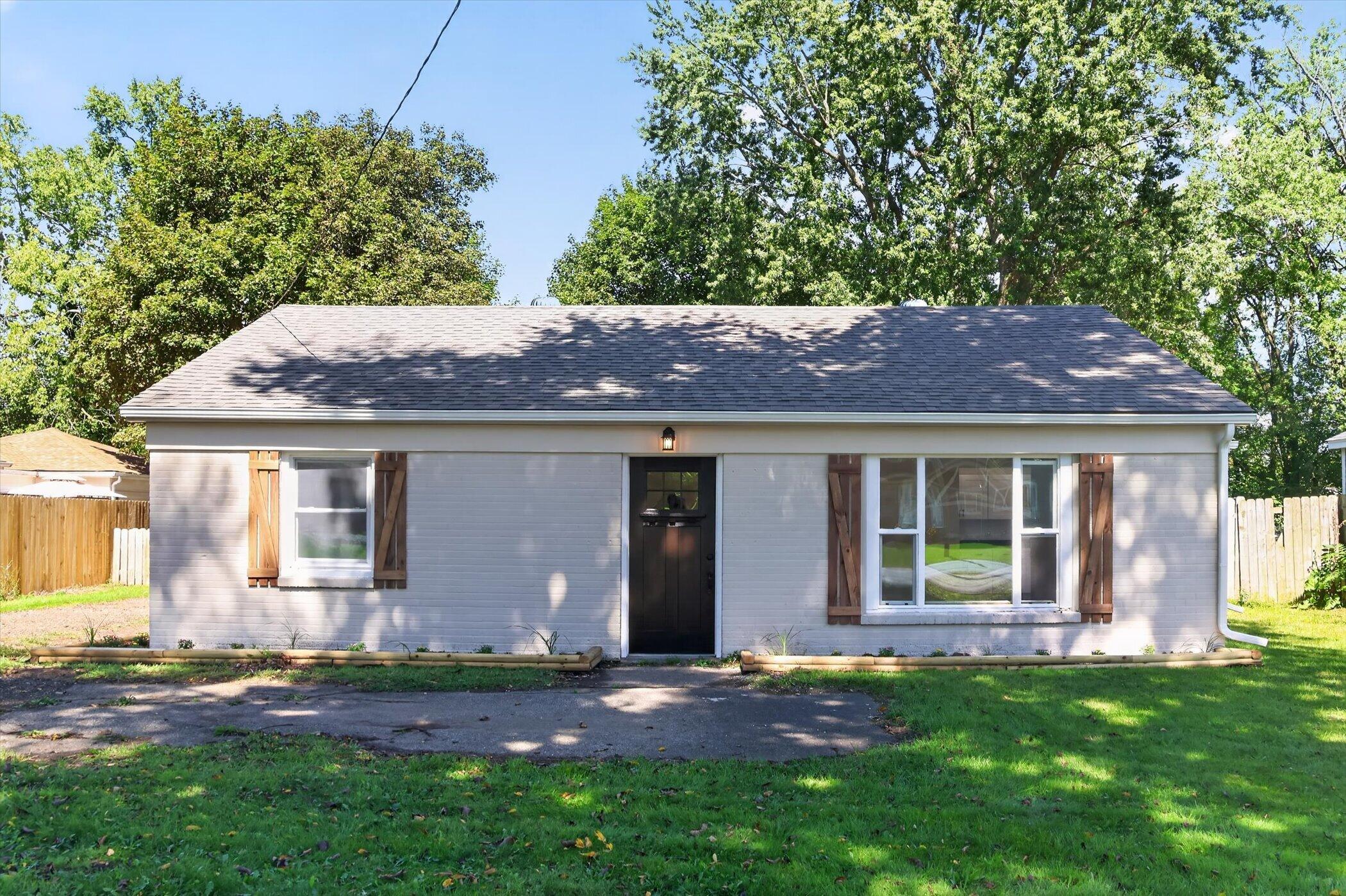 5073 E H Avenue Kalamazoo MI 49048