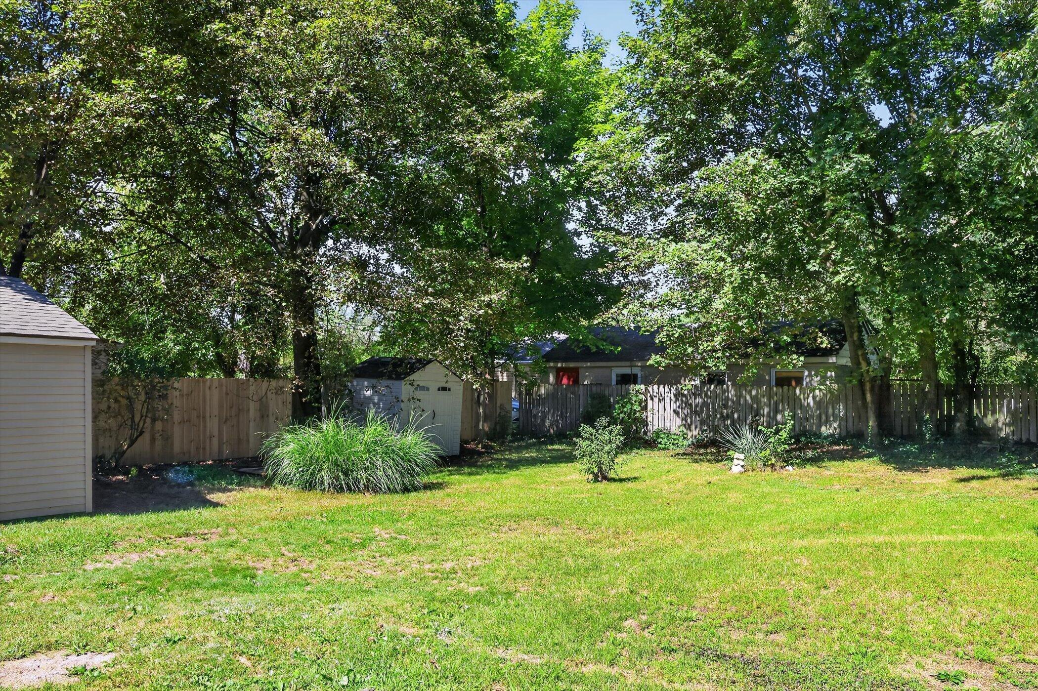 5073 E H Avenue Kalamazoo MI 49048