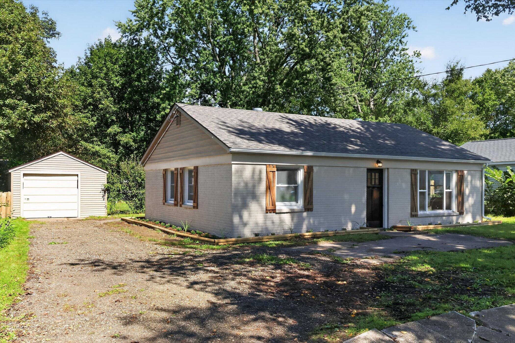 5073 E H Avenue Kalamazoo MI 49048