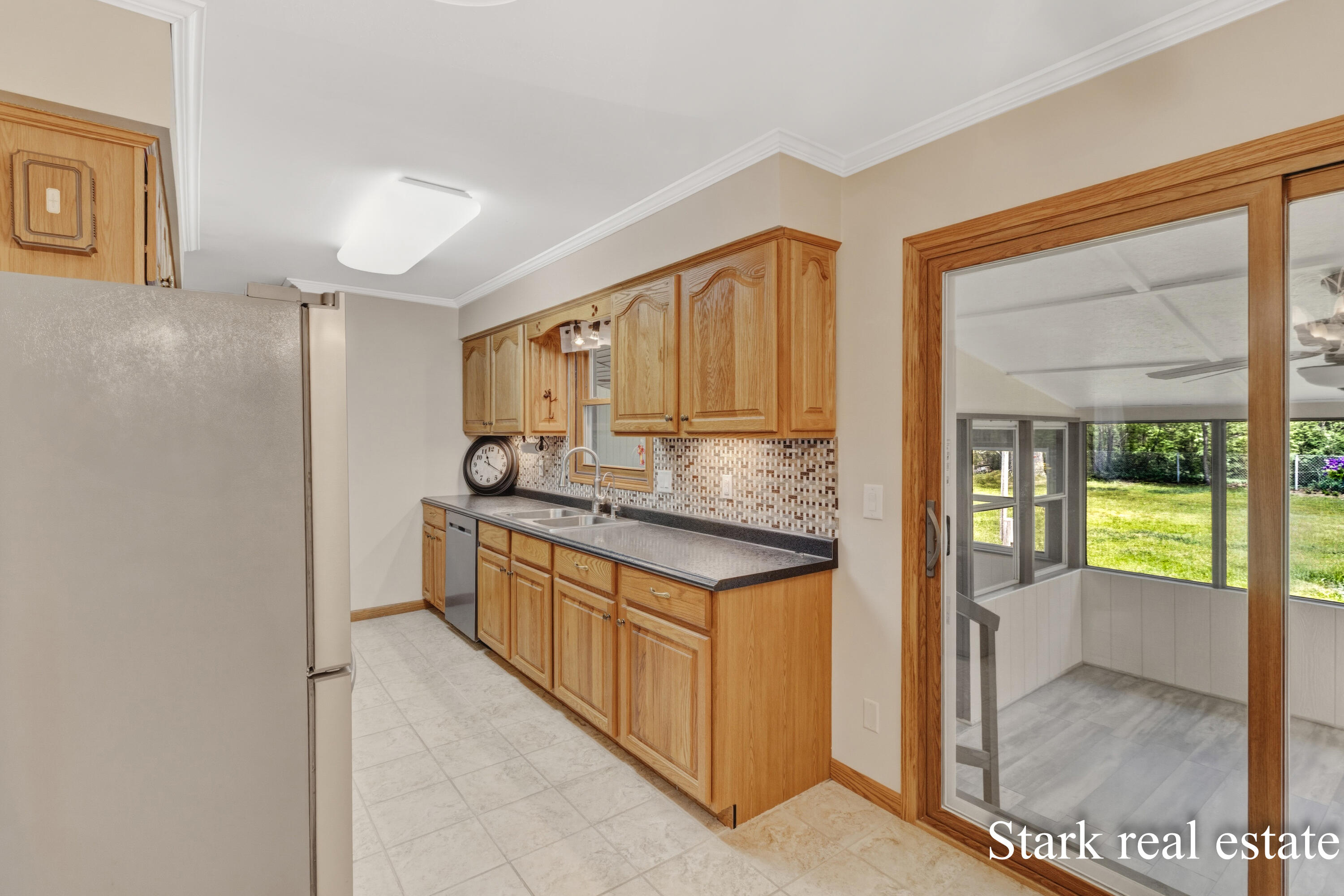1290 Cardinal Circle Drive Muskegon MI 49445