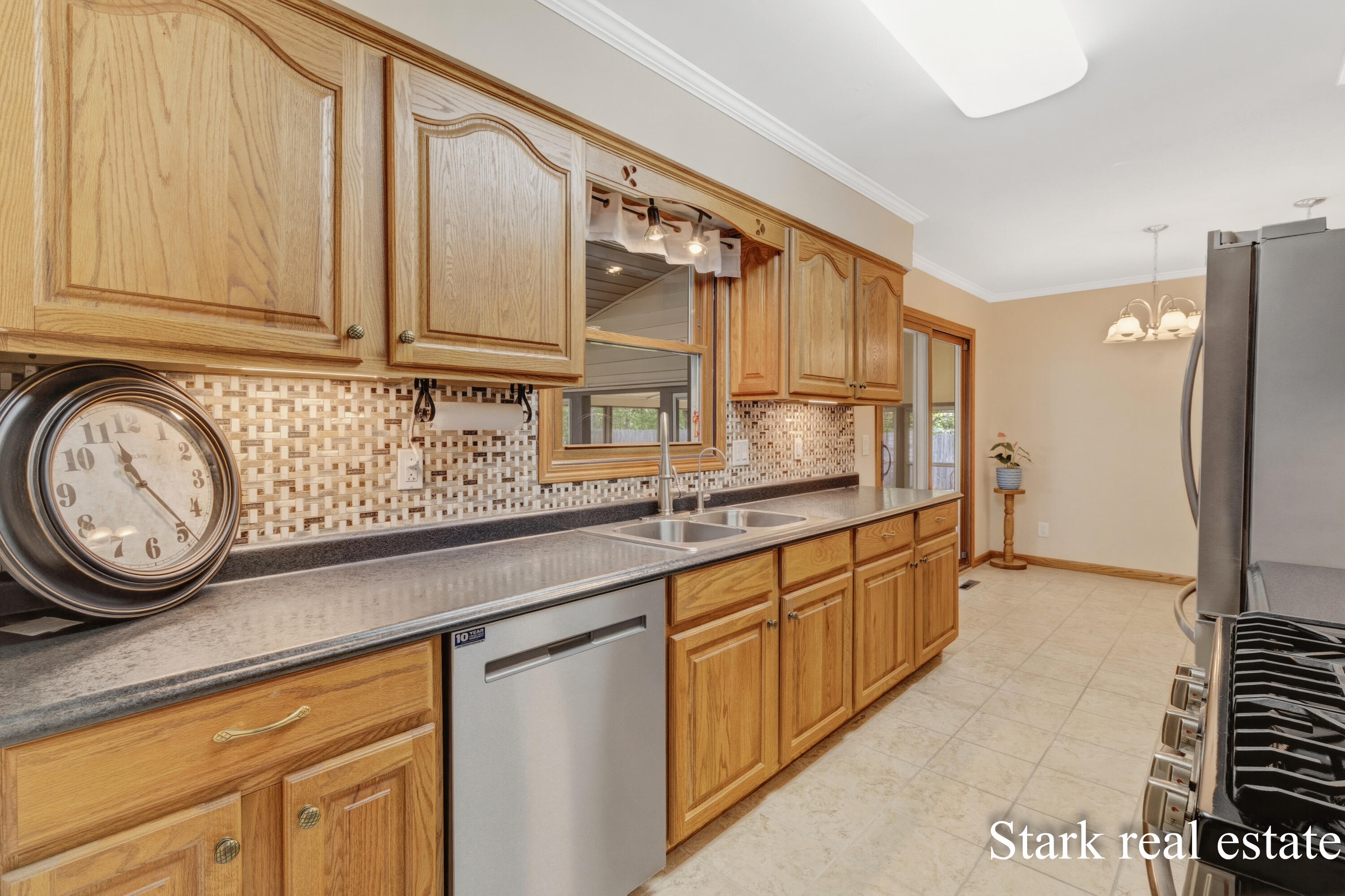1290 Cardinal Circle Drive Muskegon MI 49445