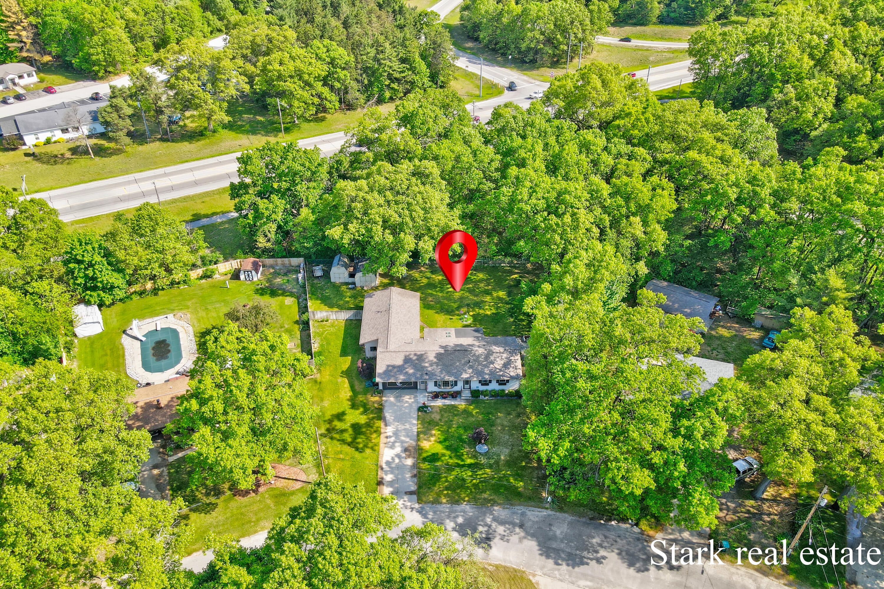 1290 Cardinal Circle Drive Muskegon MI 49445