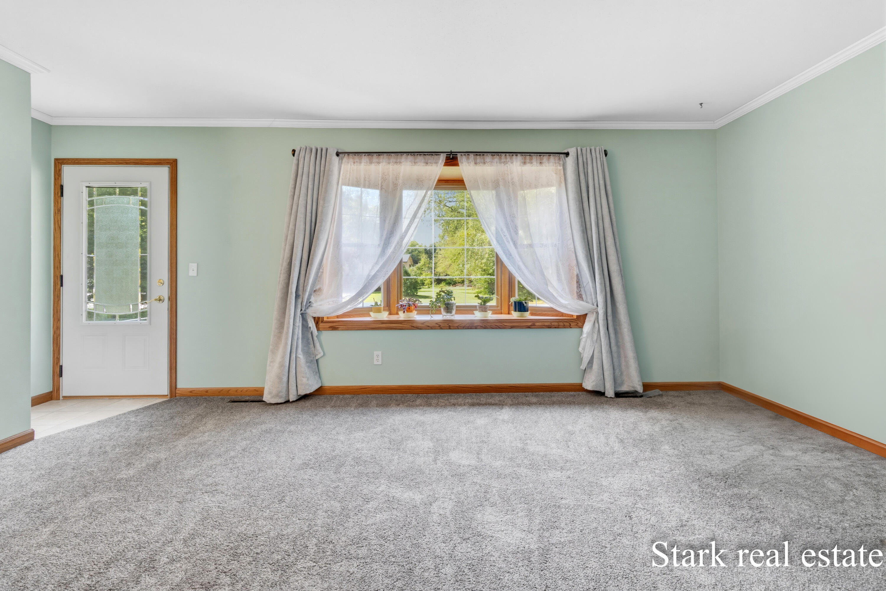 1290 Cardinal Circle Drive Muskegon MI 49445