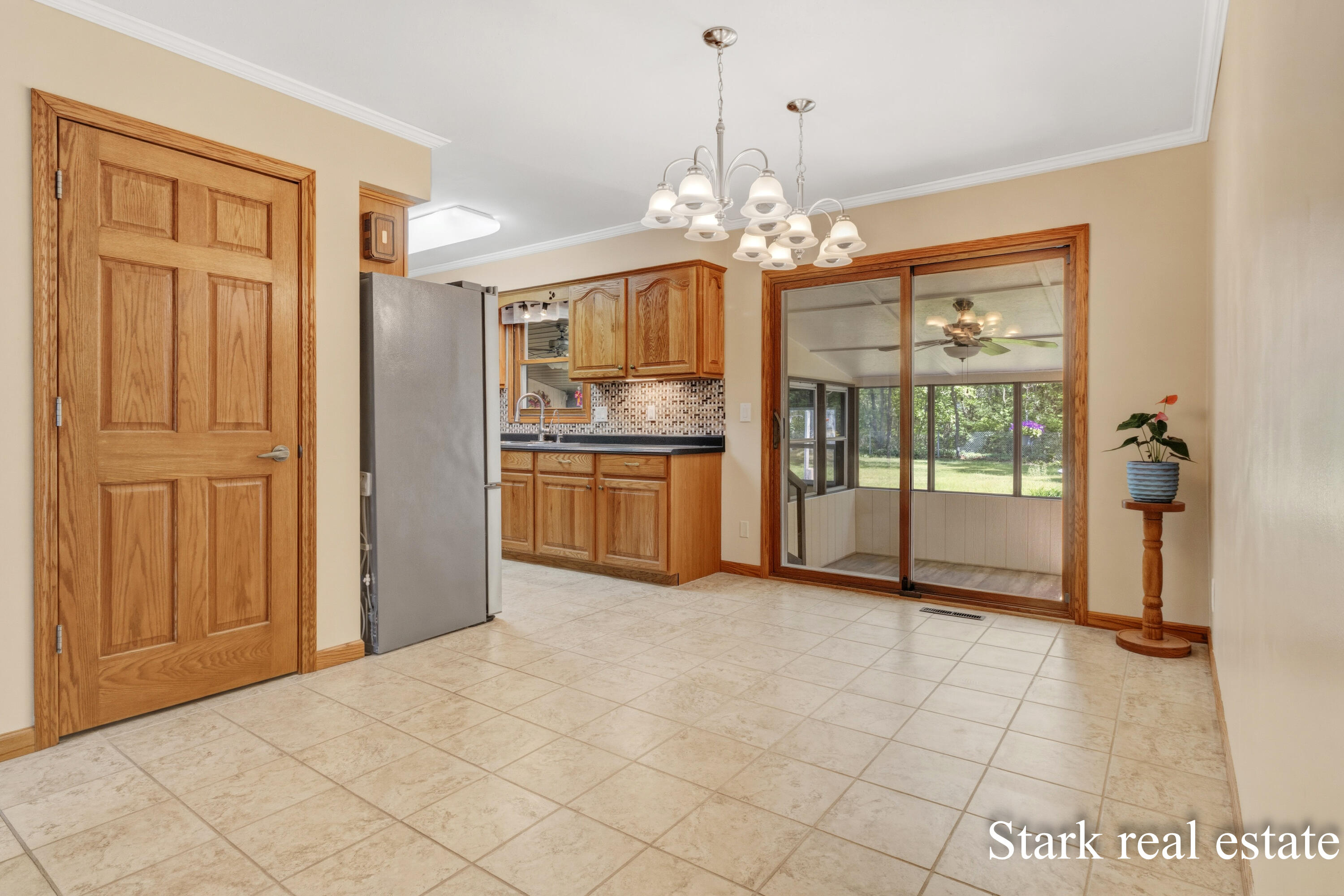 1290 Cardinal Circle Drive Muskegon MI 49445