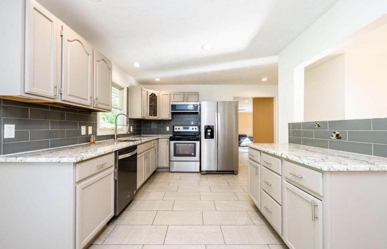 1082 Louis Street Benton Harbor MI 49022