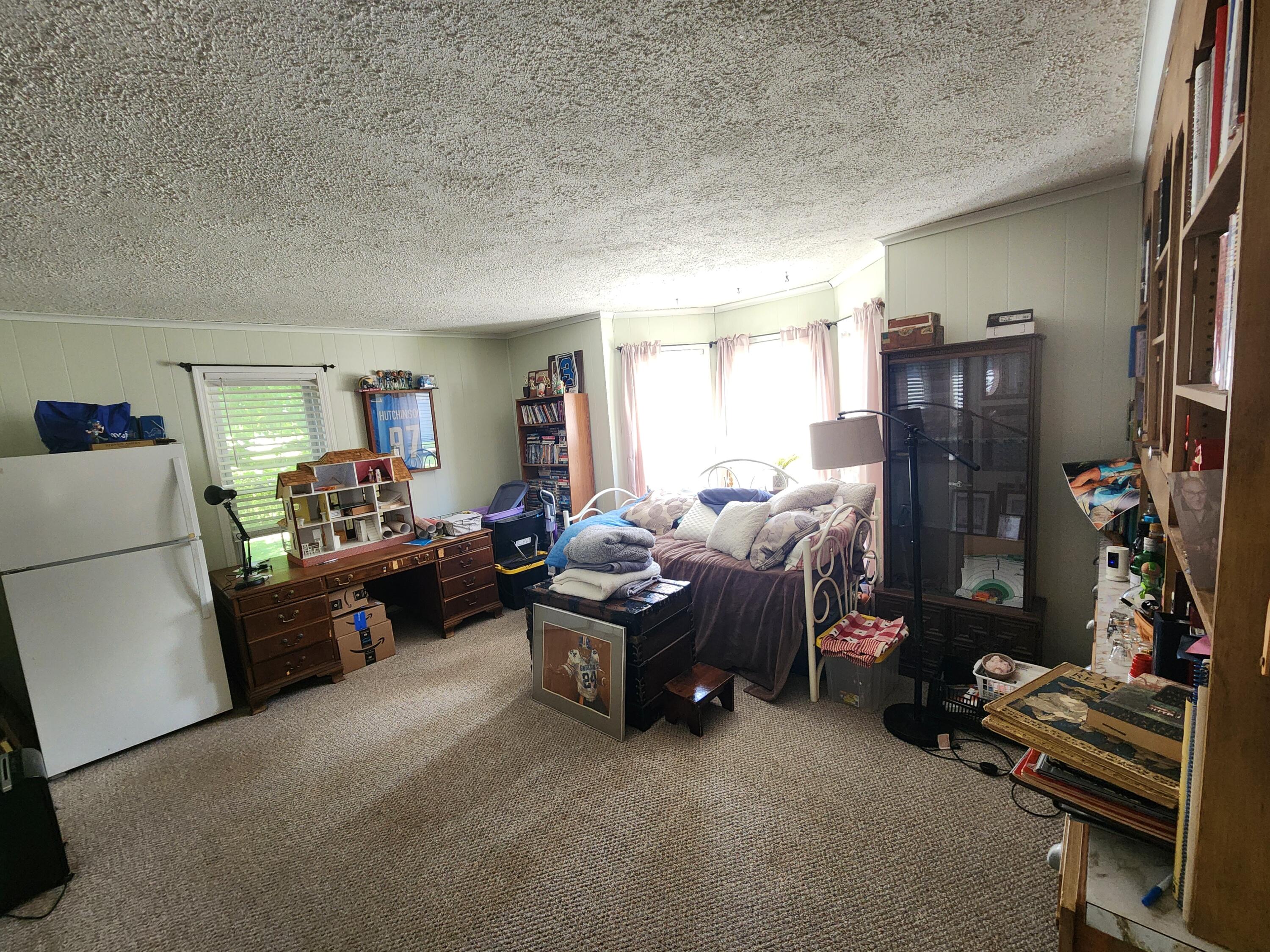 315 N Main Street Allegan MI 49010