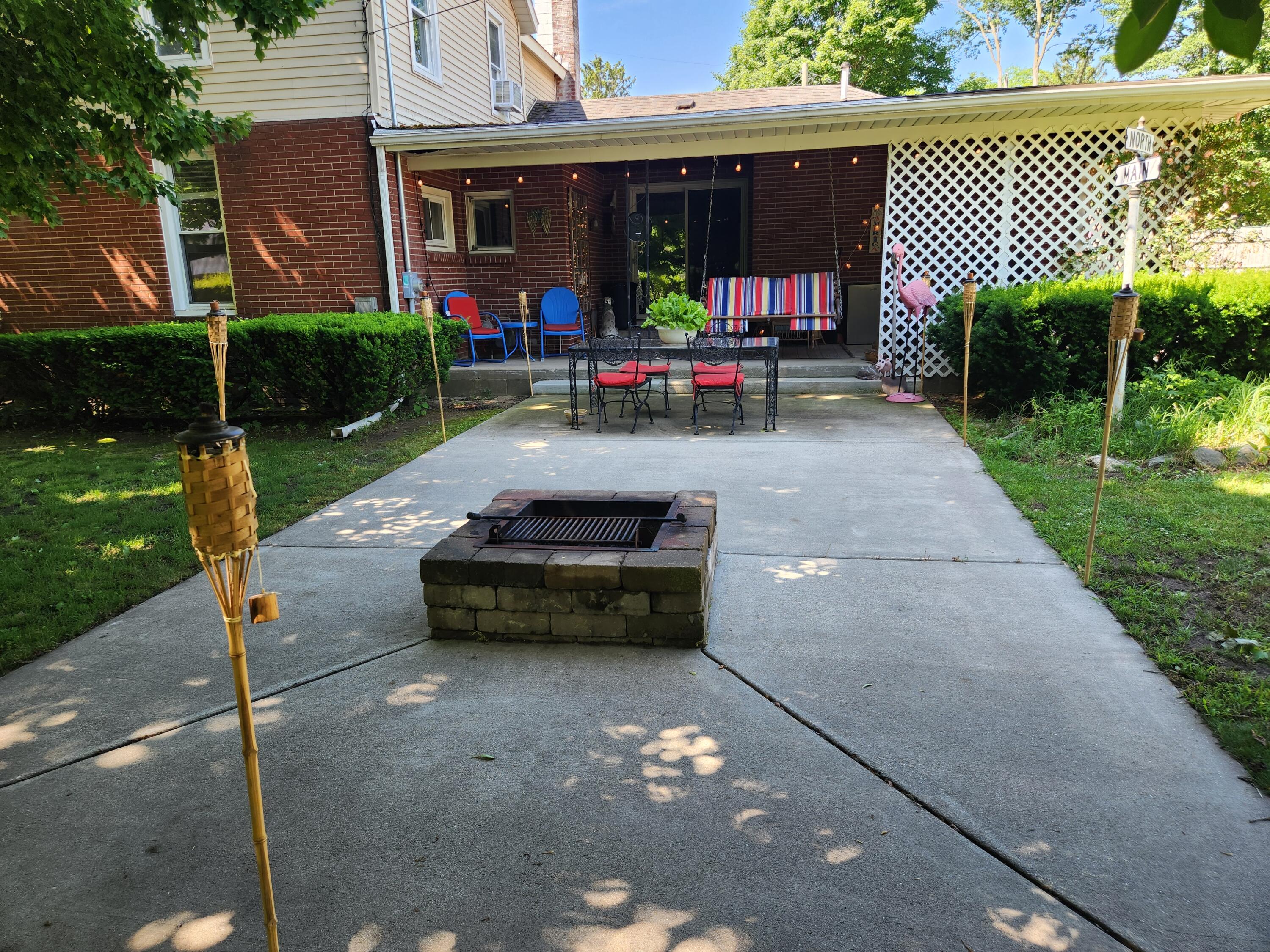 315 N Main Street Allegan MI 49010