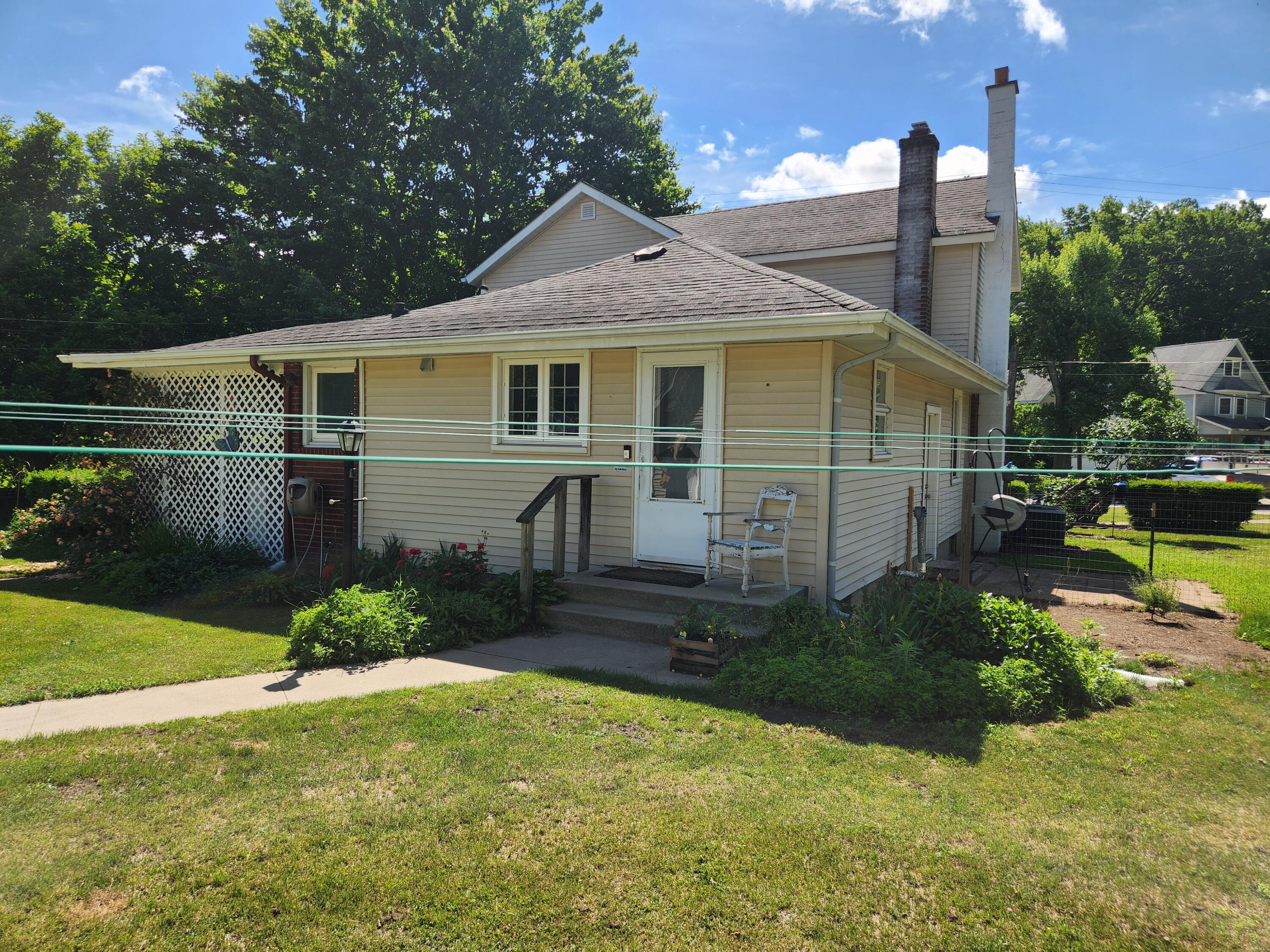 315 N Main Street Allegan MI 49010