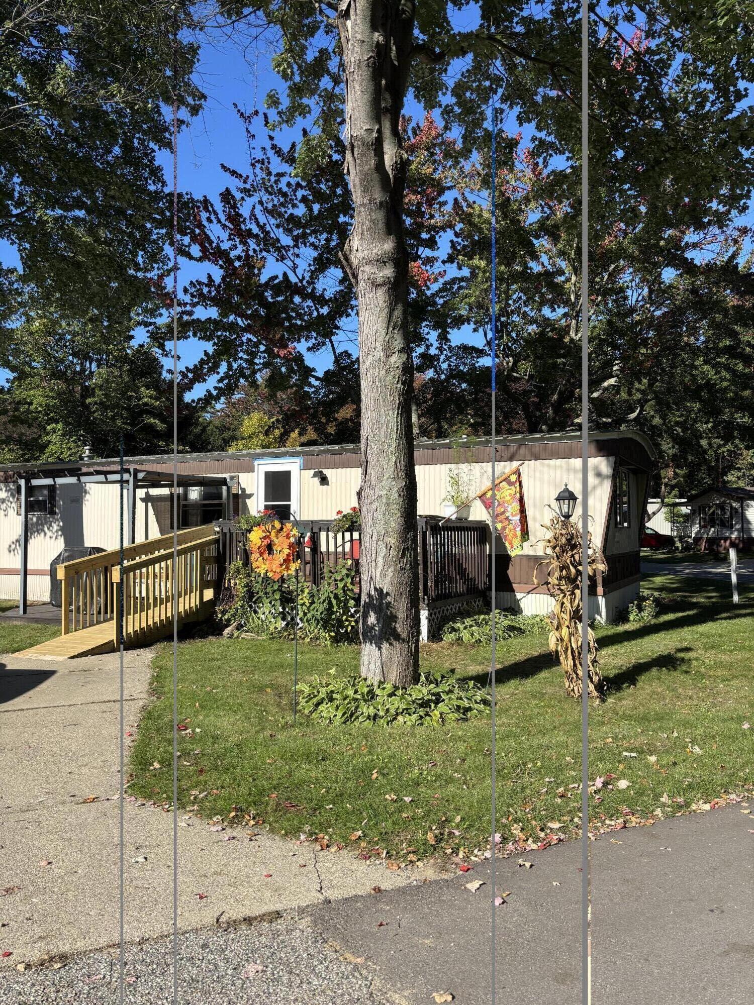 6843 Maple Lane Fennville MI 49408