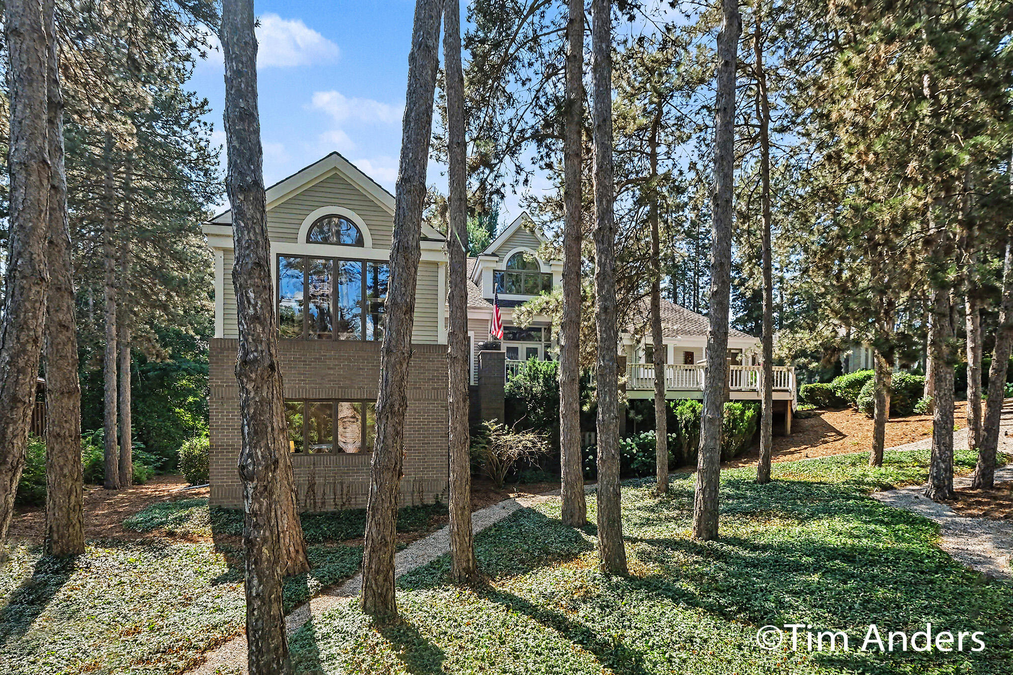 3433 Meadowood Trail Drive SE Grand Rapids MI 49546