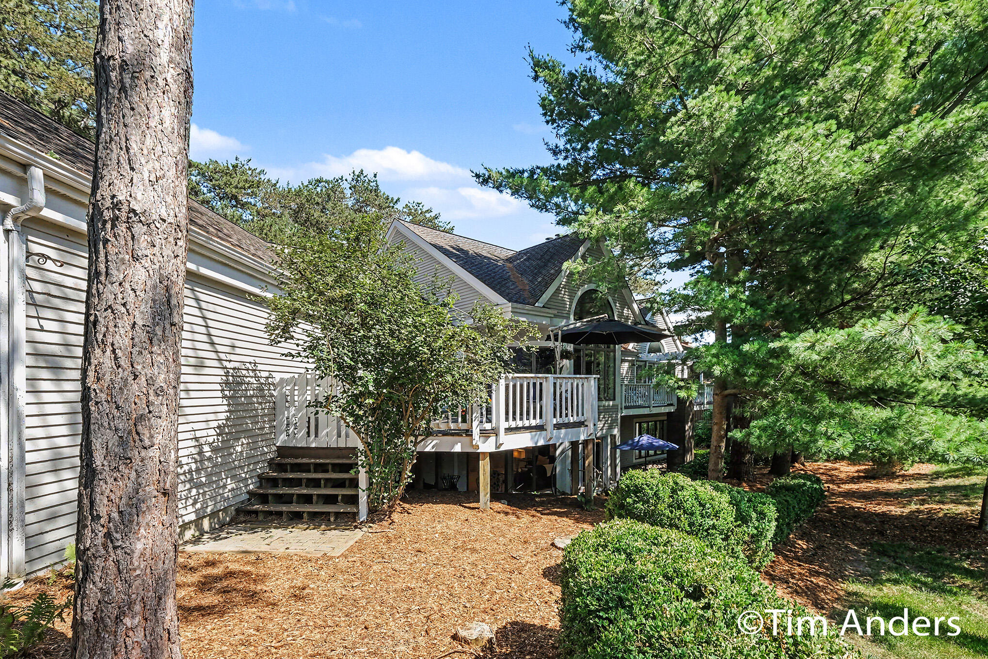 3433 Meadowood Trail Drive SE Grand Rapids MI 49546