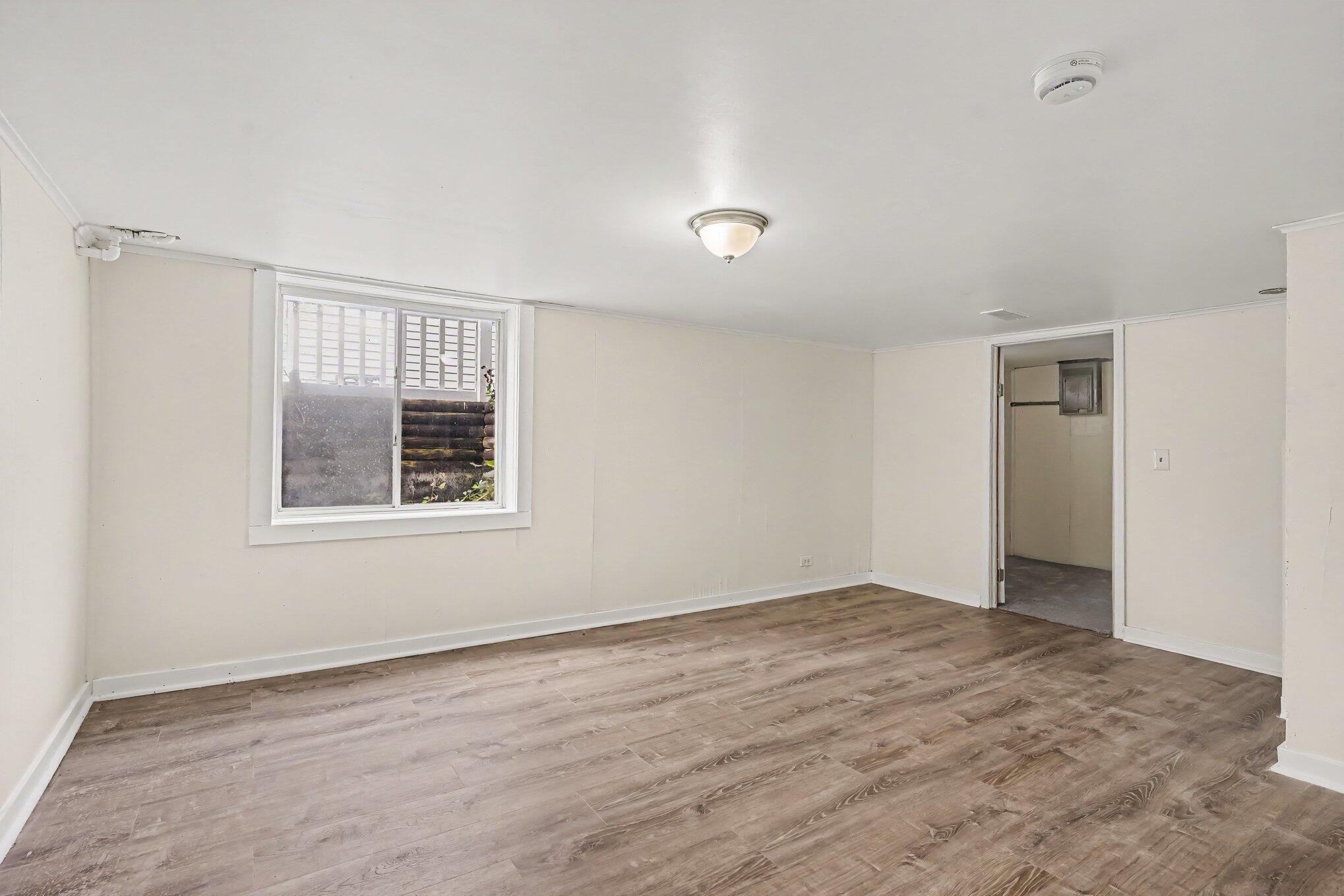 436 Catawba Avenue Muskegon MI 49442