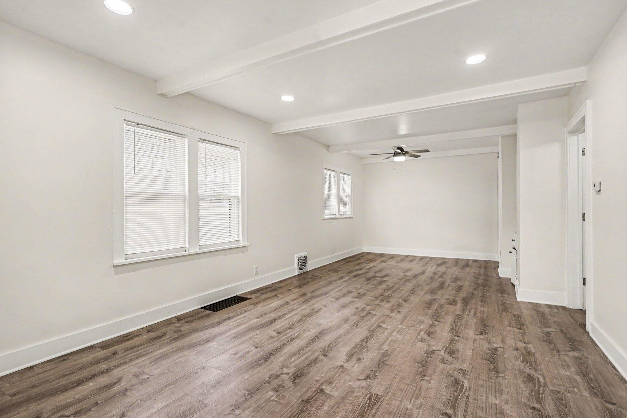 436 Catawba Avenue Muskegon MI 49442