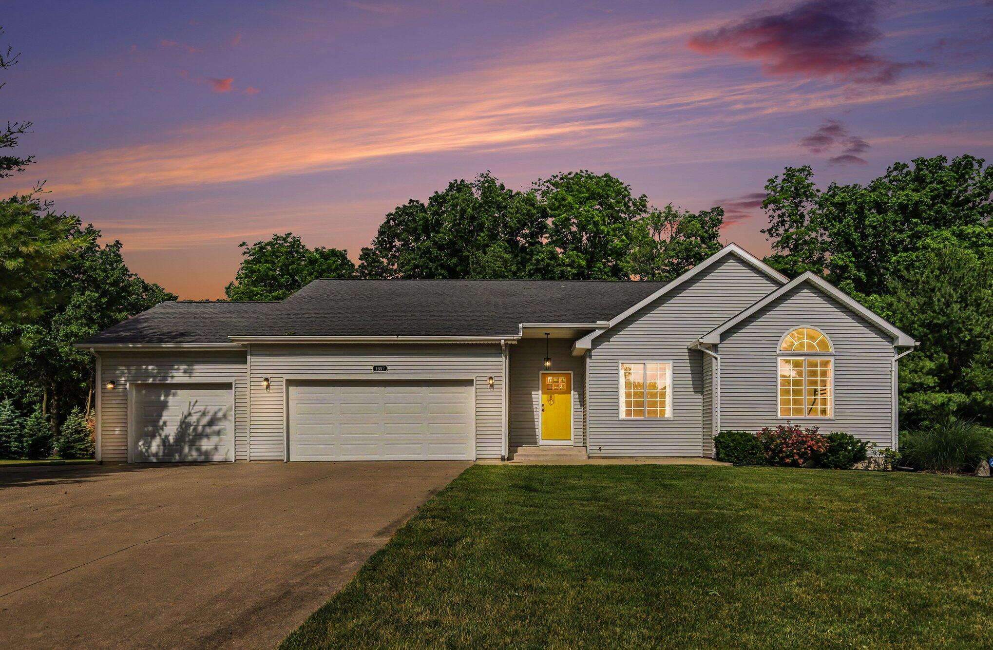7997 Rolling Meadows Drive Kalamazoo MI 49009