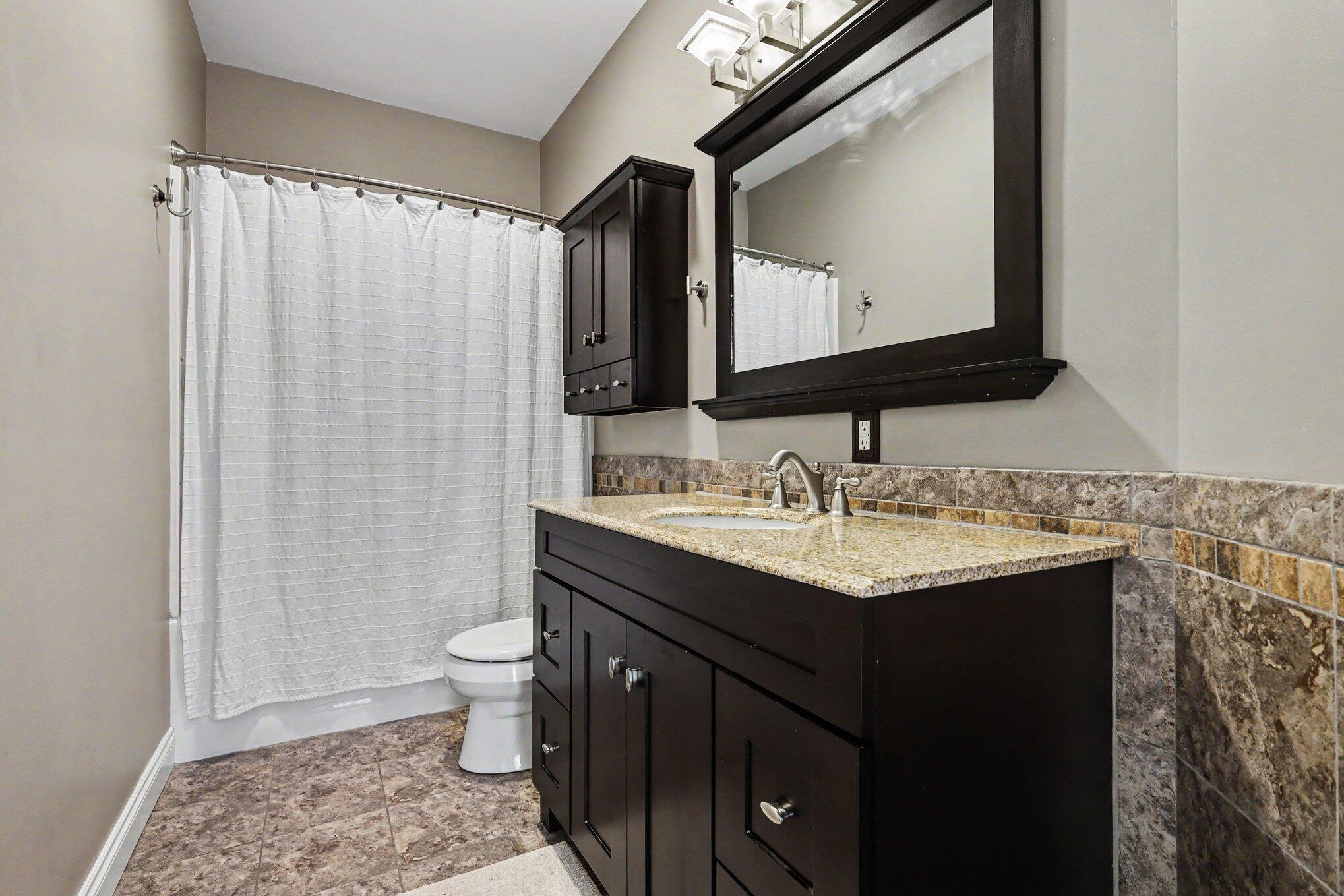 7997 Rolling Meadows Drive Kalamazoo MI 49009