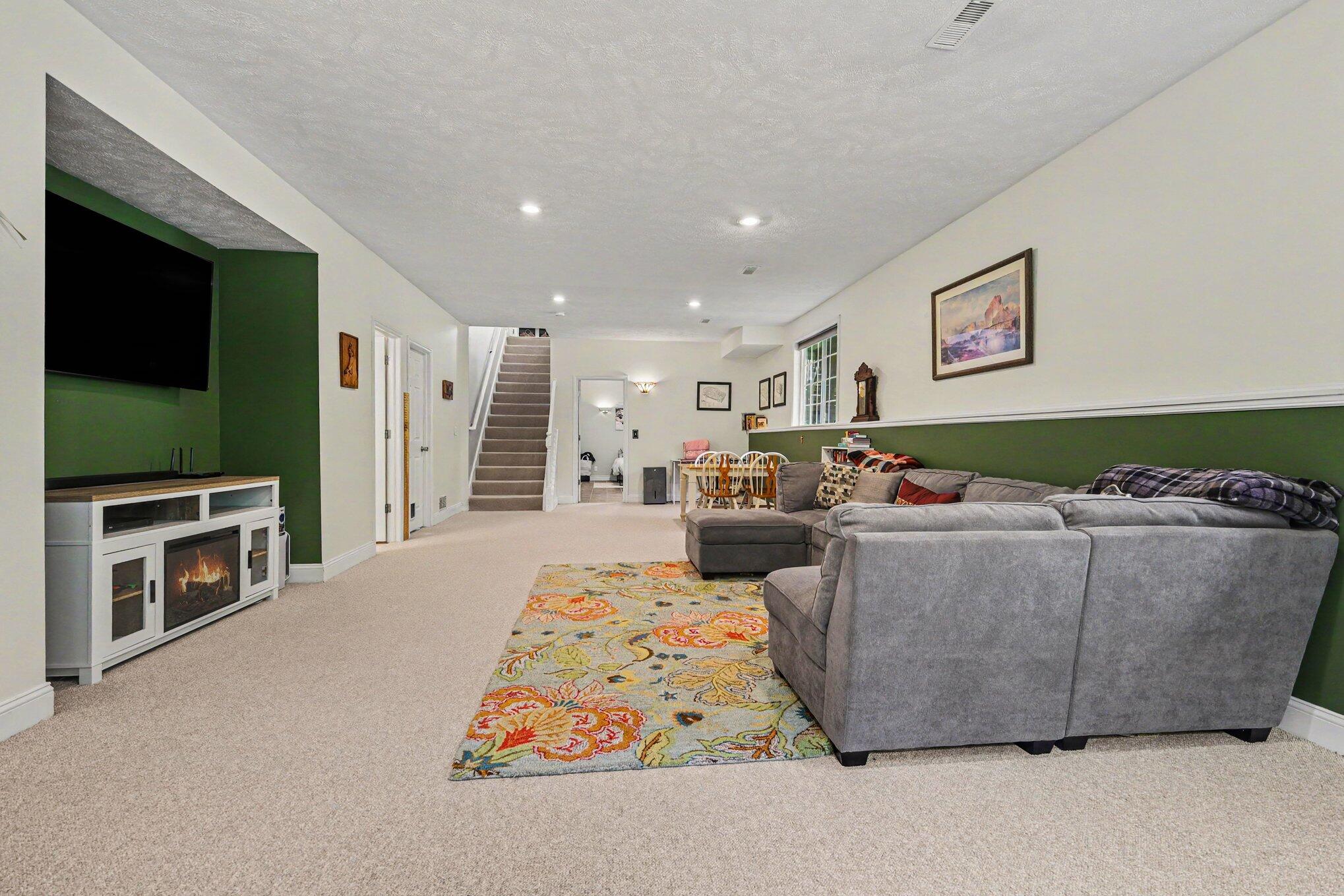 7997 Rolling Meadows Drive Kalamazoo MI 49009