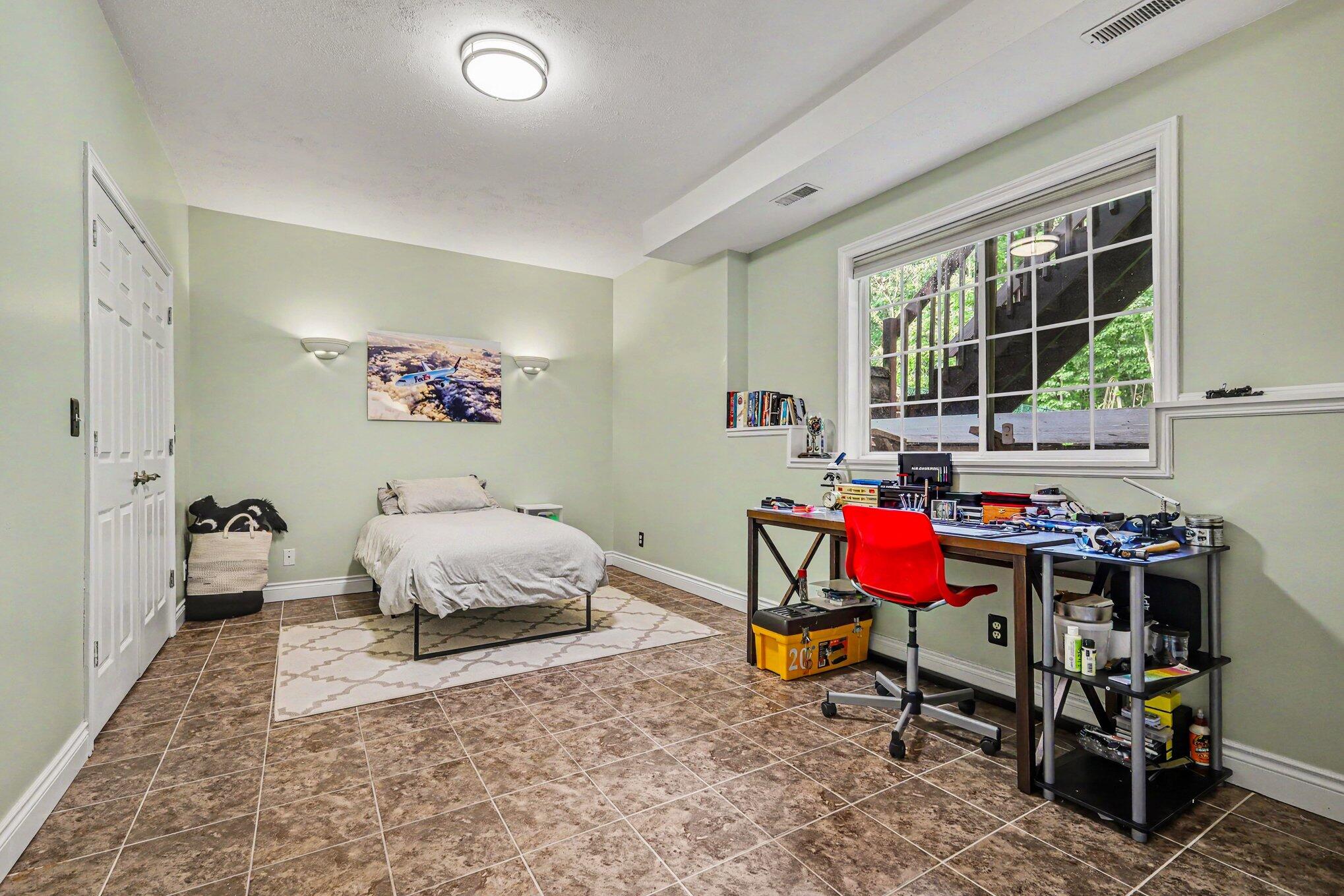 7997 Rolling Meadows Drive Kalamazoo MI 49009