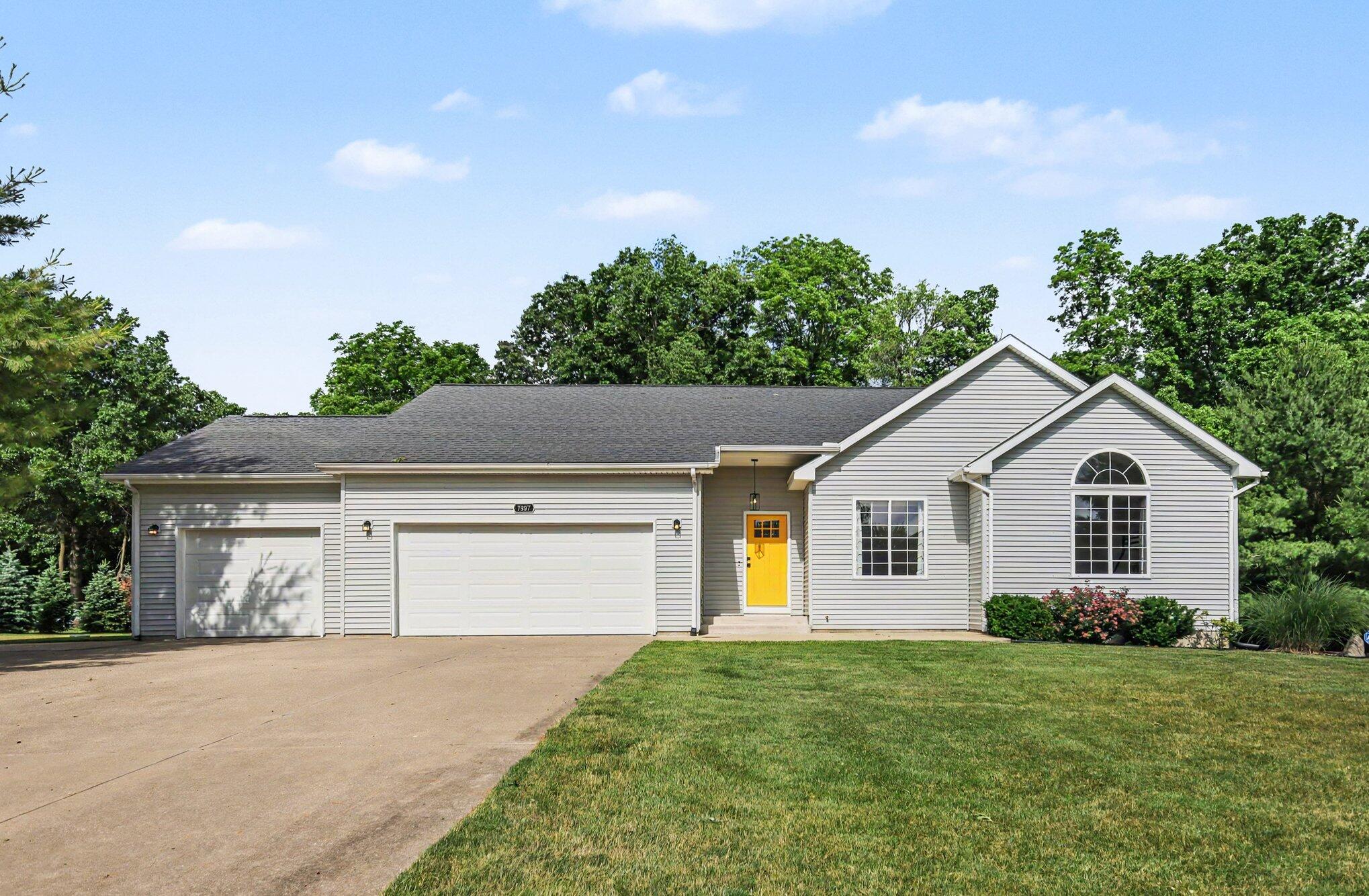 7997 Rolling Meadows Drive Kalamazoo MI 49009