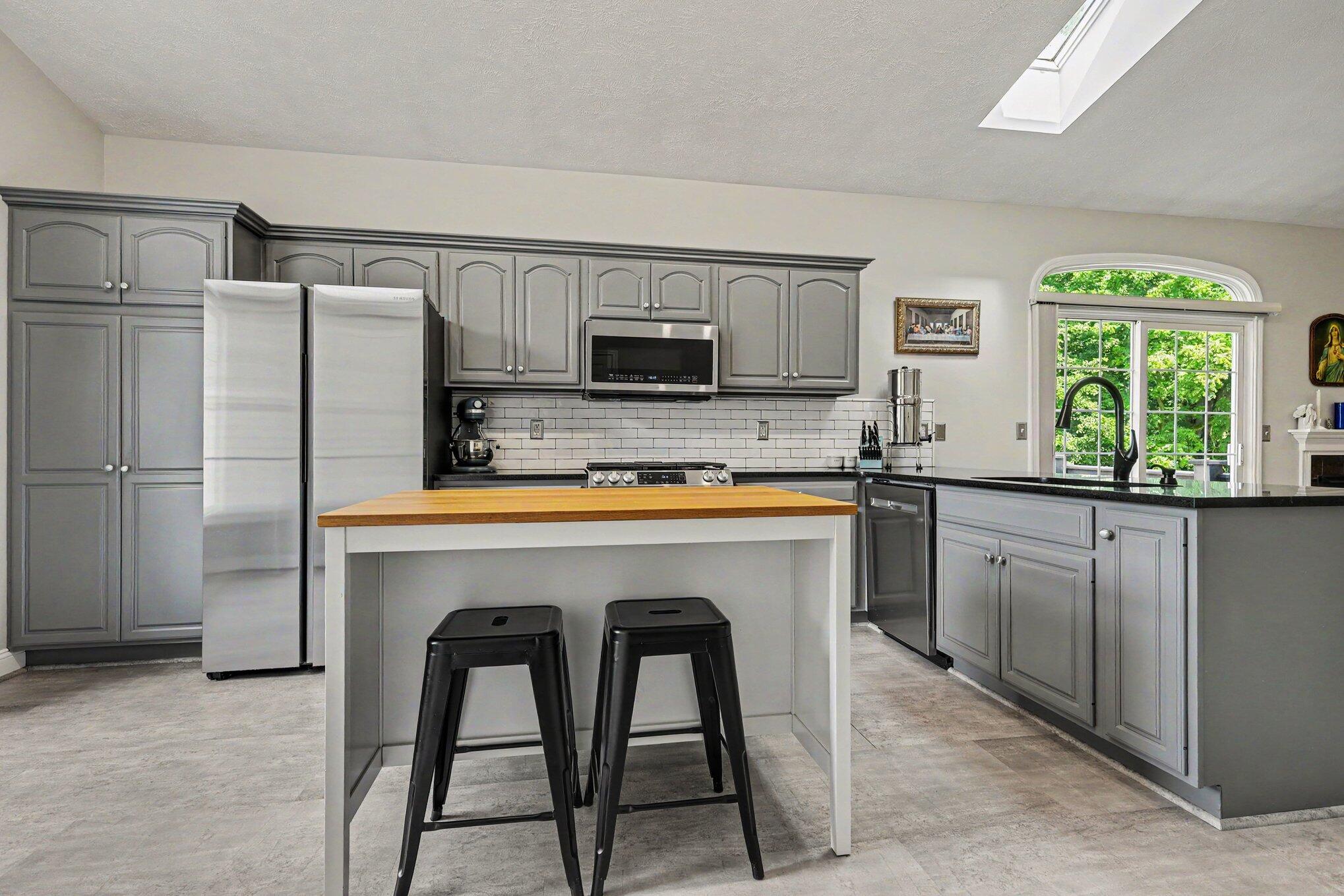 7997 Rolling Meadows Drive Kalamazoo MI 49009