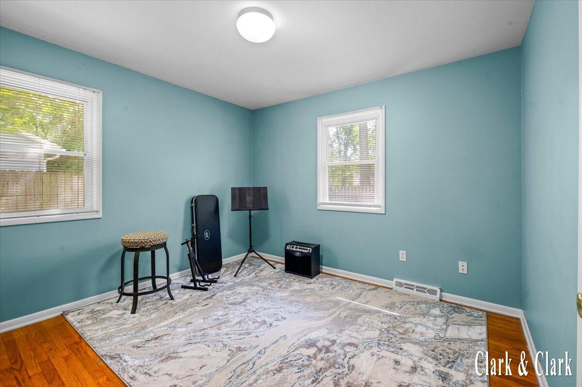 4747 Marshall Avenue SE Grand Rapids MI 49508