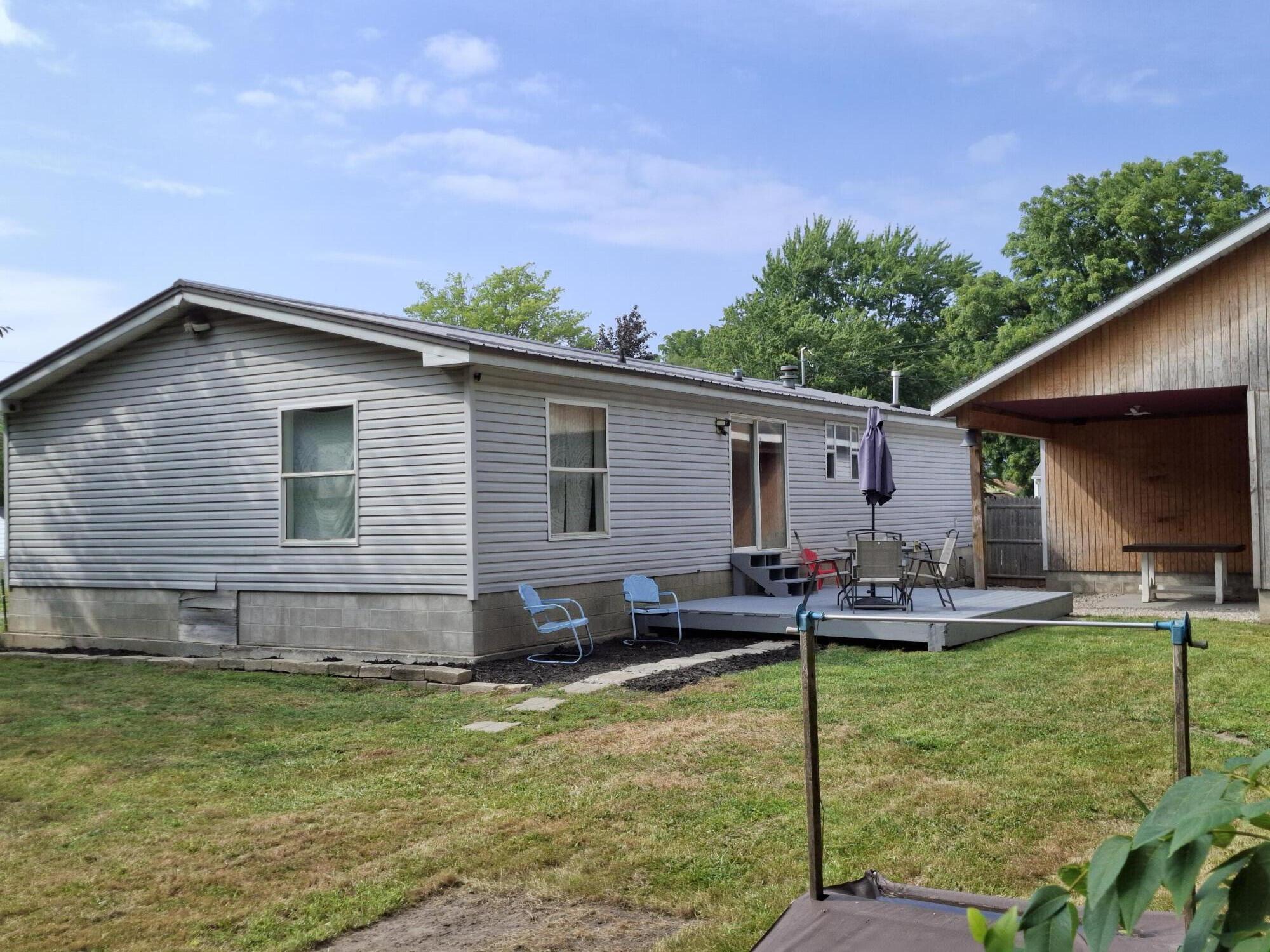 931 W Barney Avenue Muskegon MI 49441