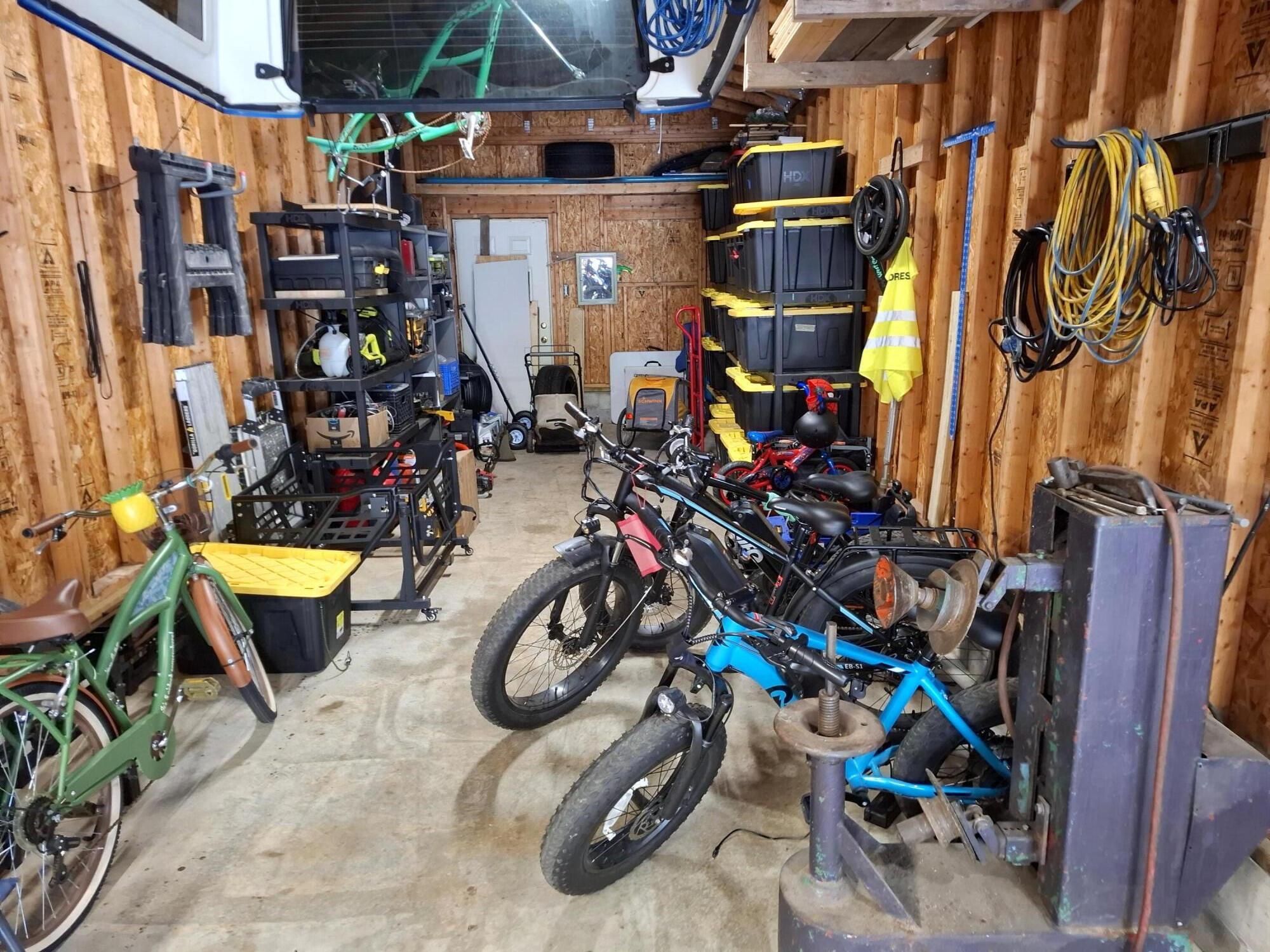 931 W Barney Avenue Muskegon MI 49441