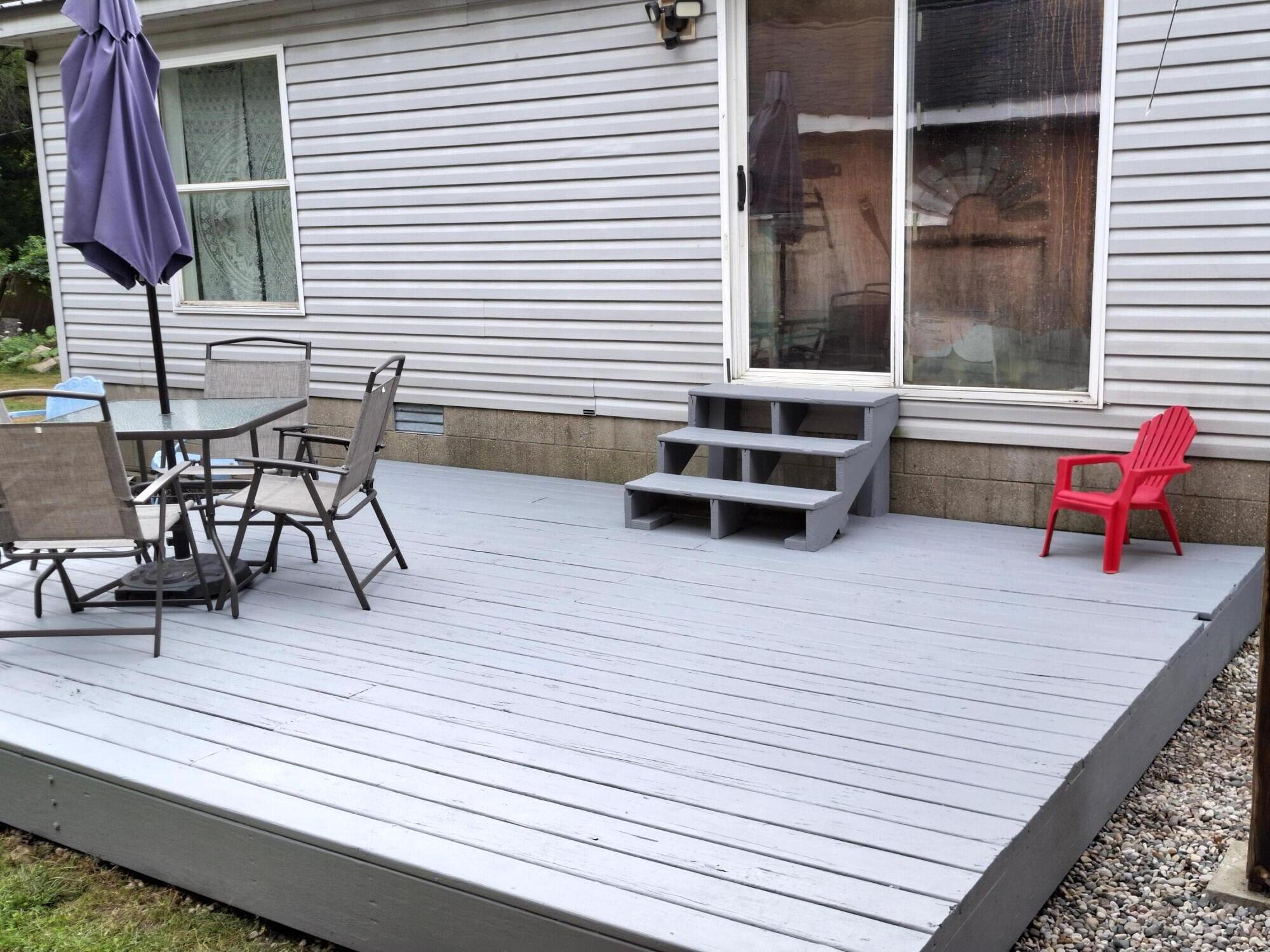 931 W Barney Avenue Muskegon MI 49441