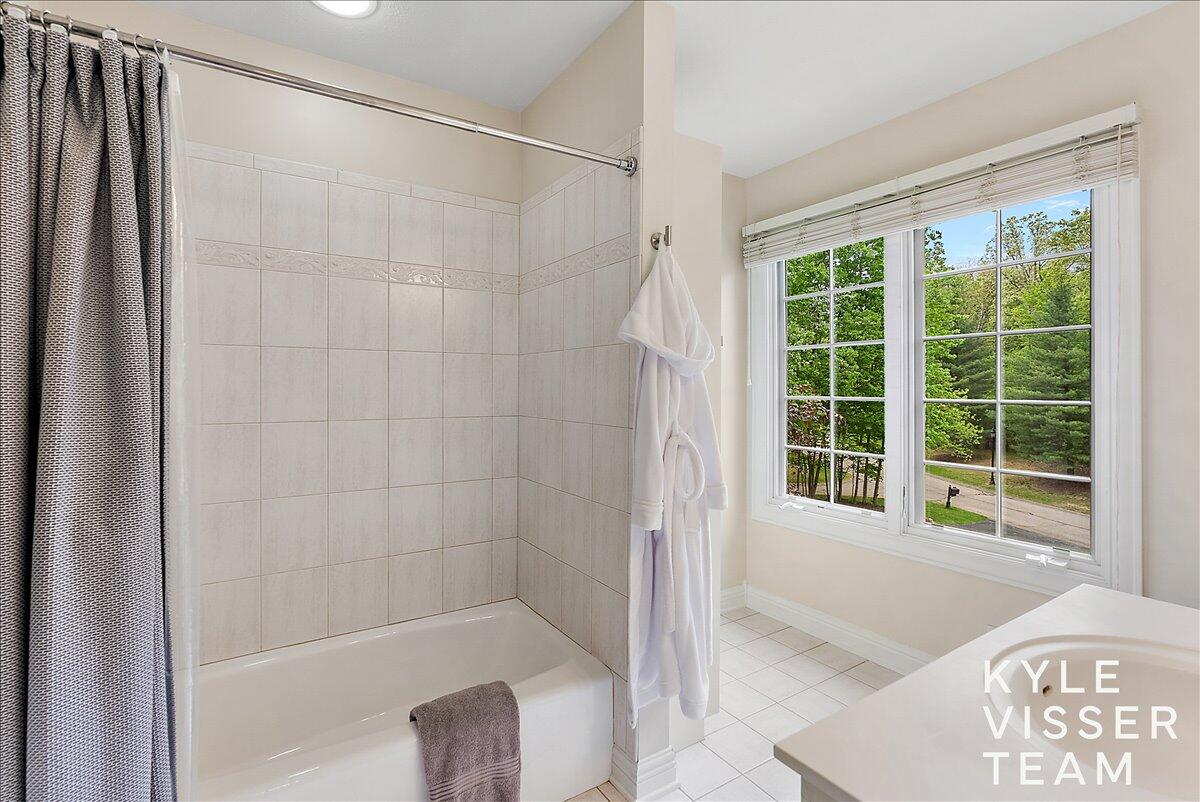 4608 Old Grand River Trail NE Ada MI 49301