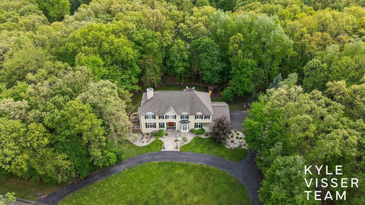 4608 Old Grand River Trail NE Ada MI 49301