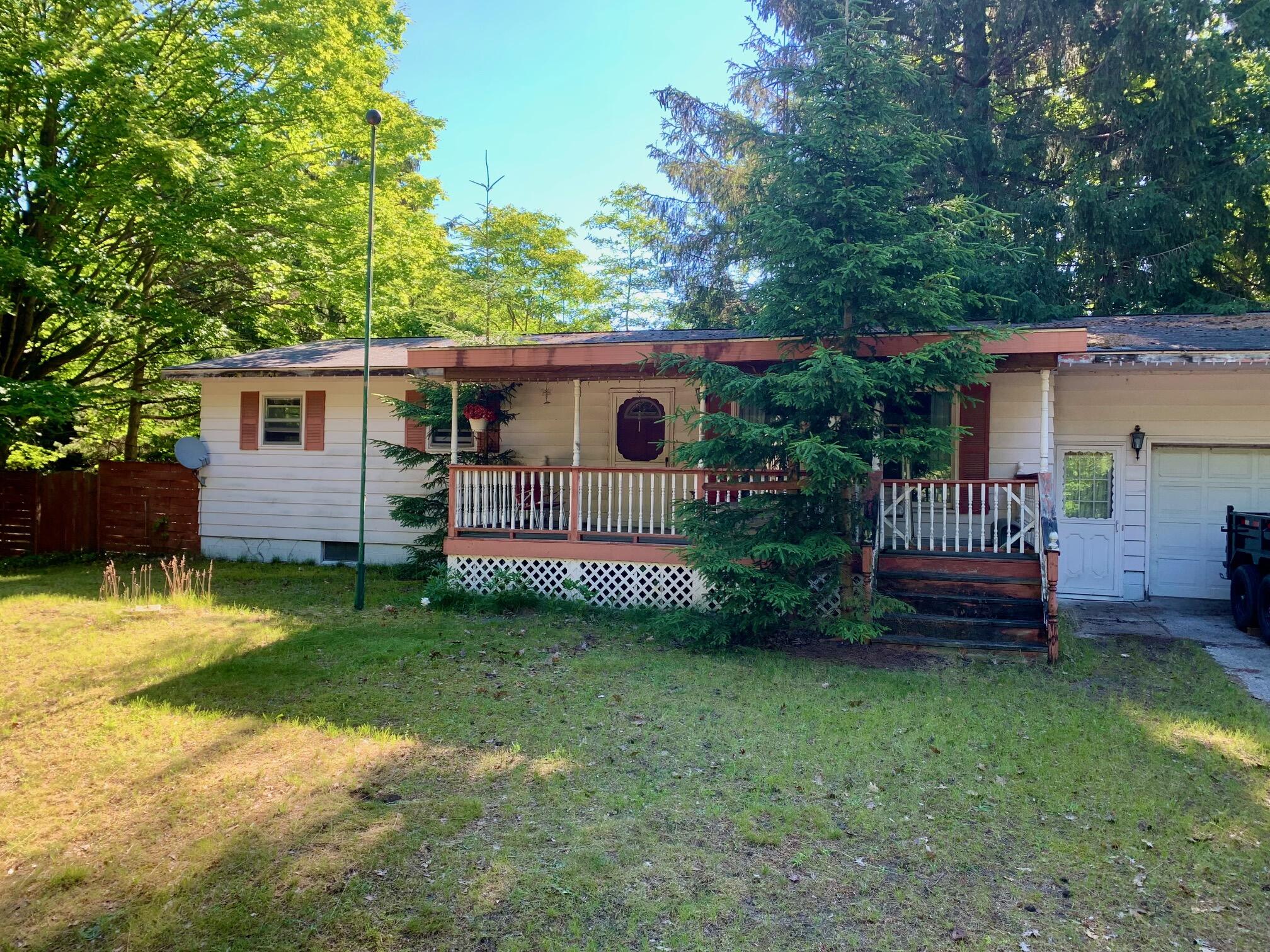2648 N Lakeshore Drive Ludington MI 49431