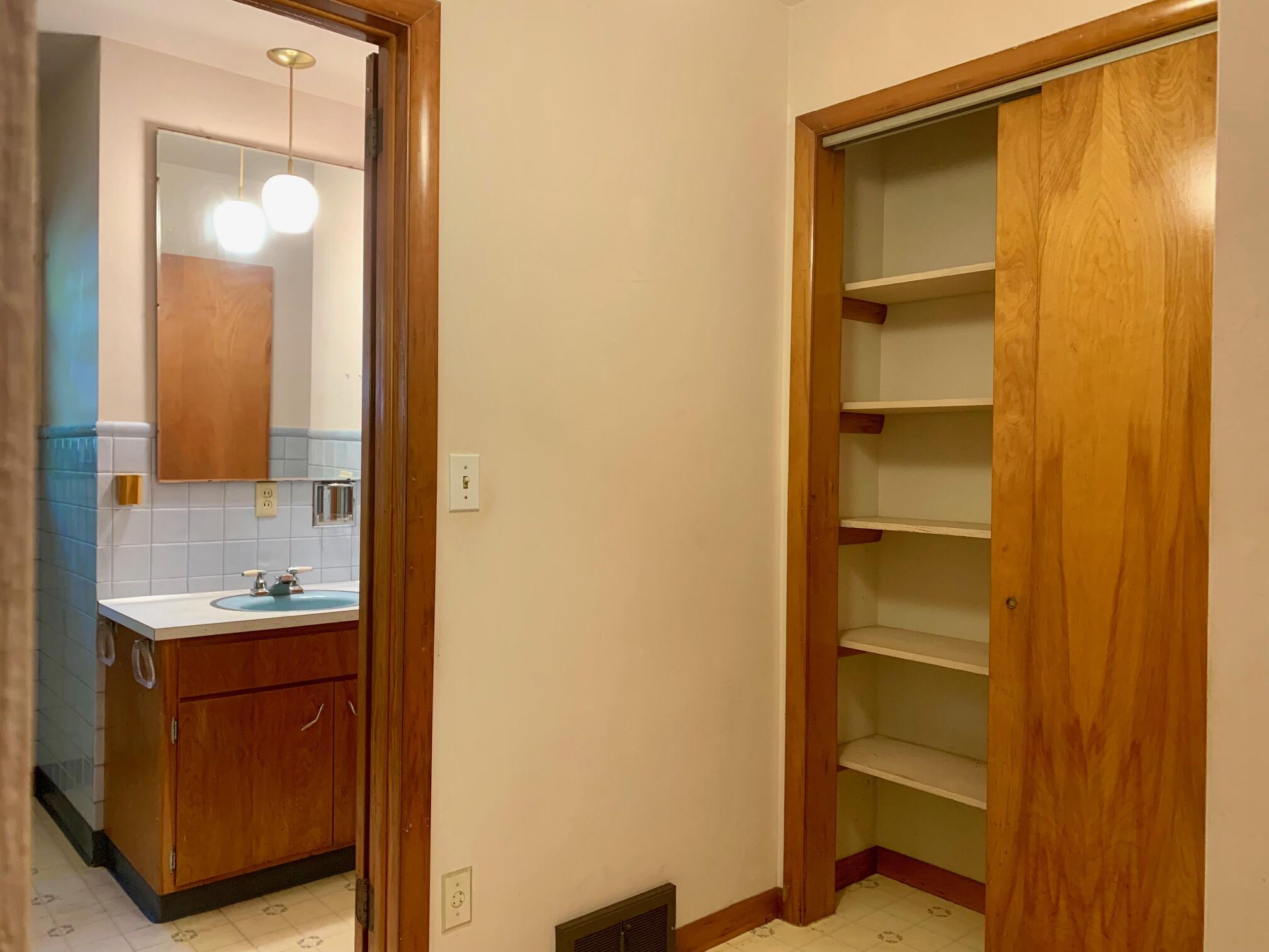 2648 N Lakeshore Drive Ludington MI 49431