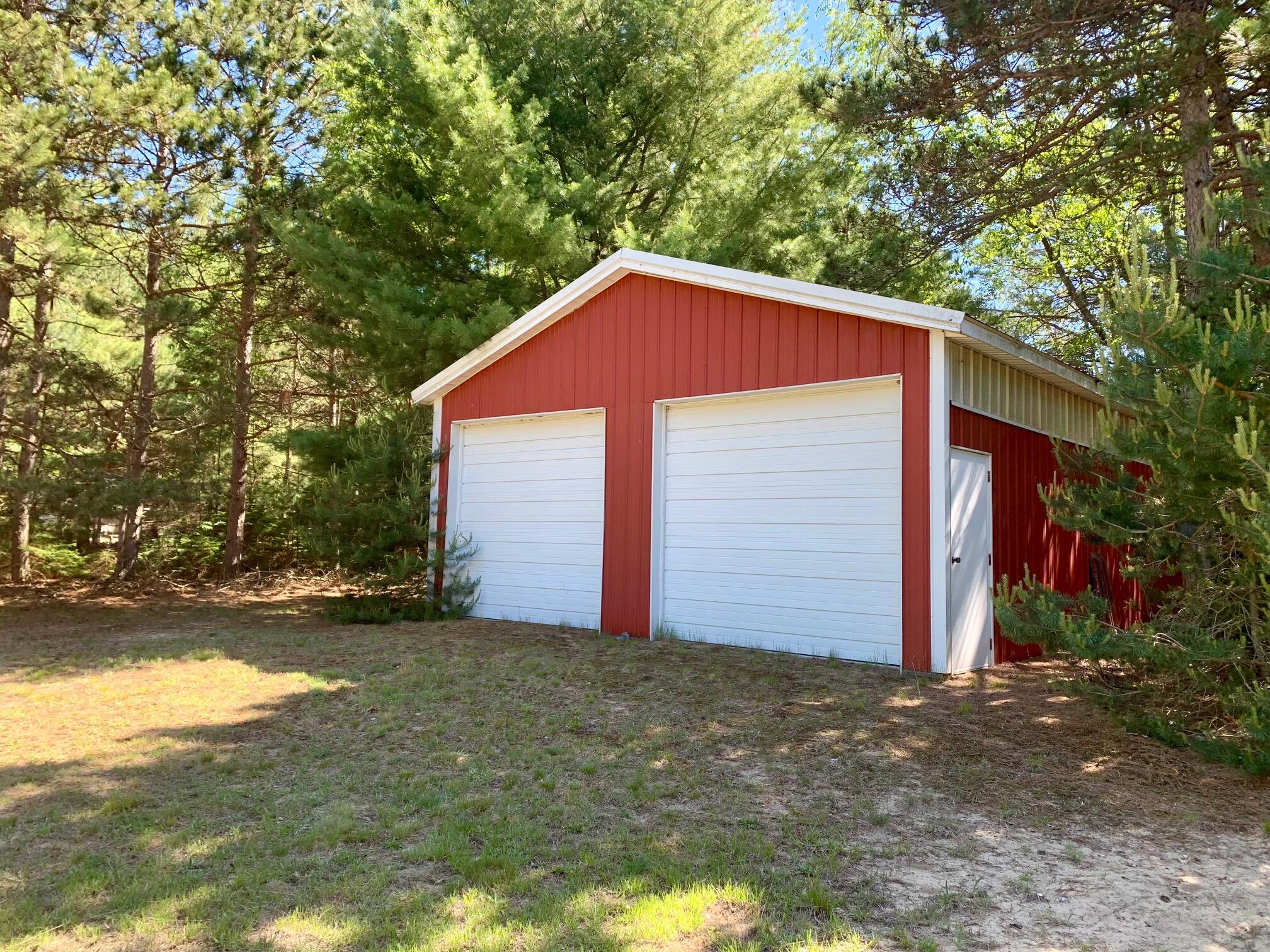 2648 N Lakeshore Drive Ludington MI 49431